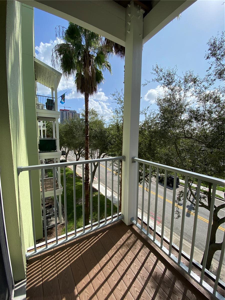 1501 DOYLE CARLTON DR #305