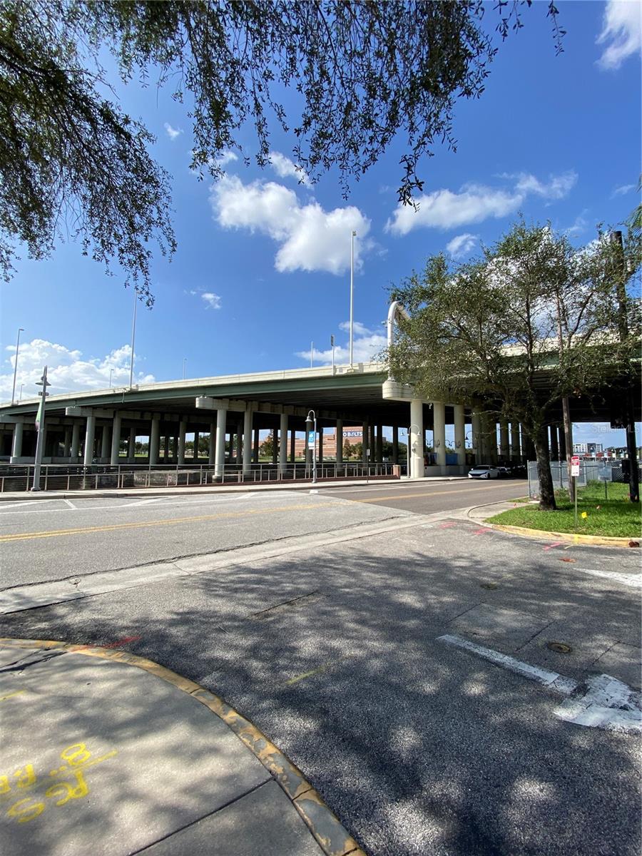 1501 DOYLE CARLTON DR #305