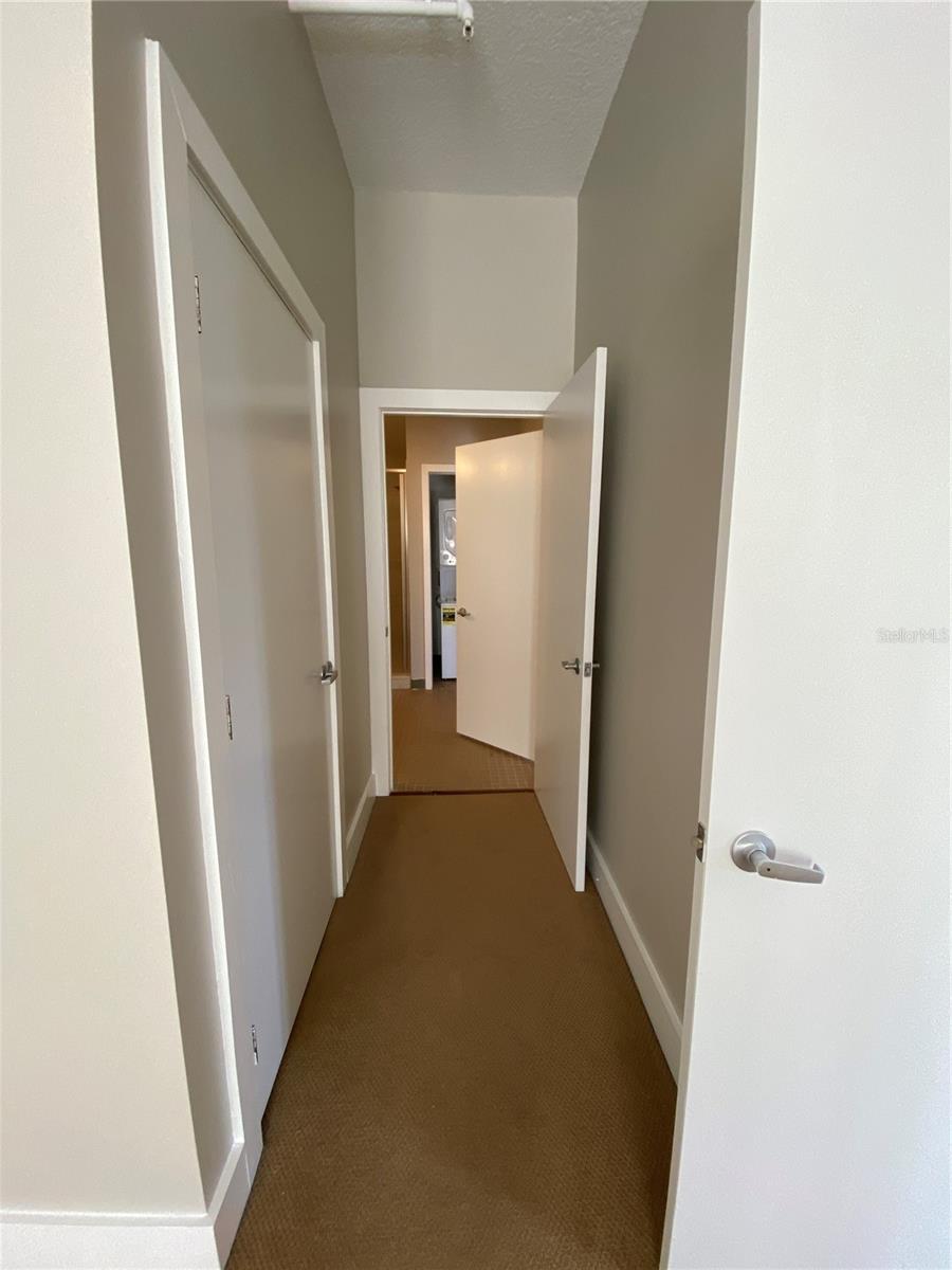 1501 DOYLE CARLTON DR #305