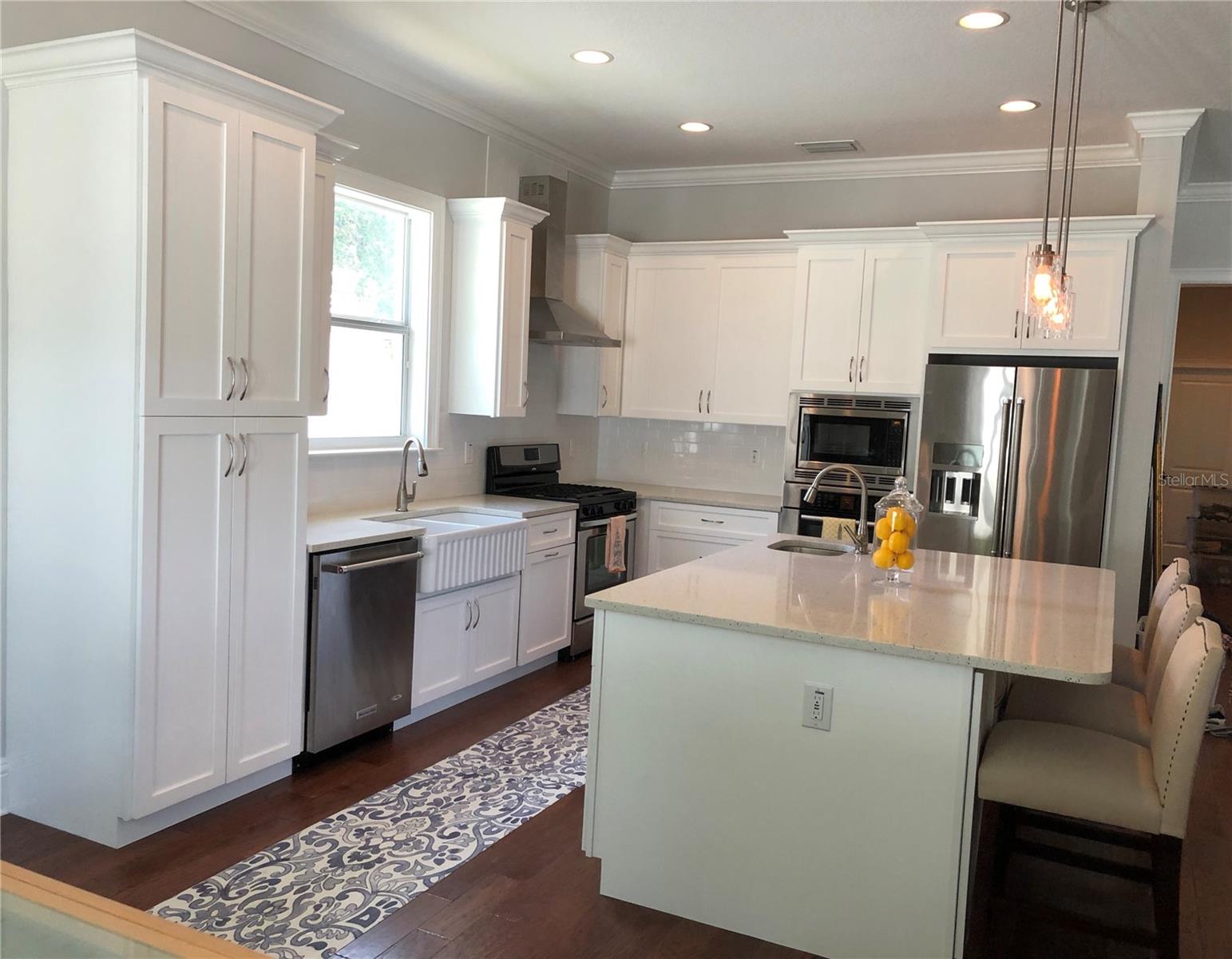 4019 W EL PRADO BLVD