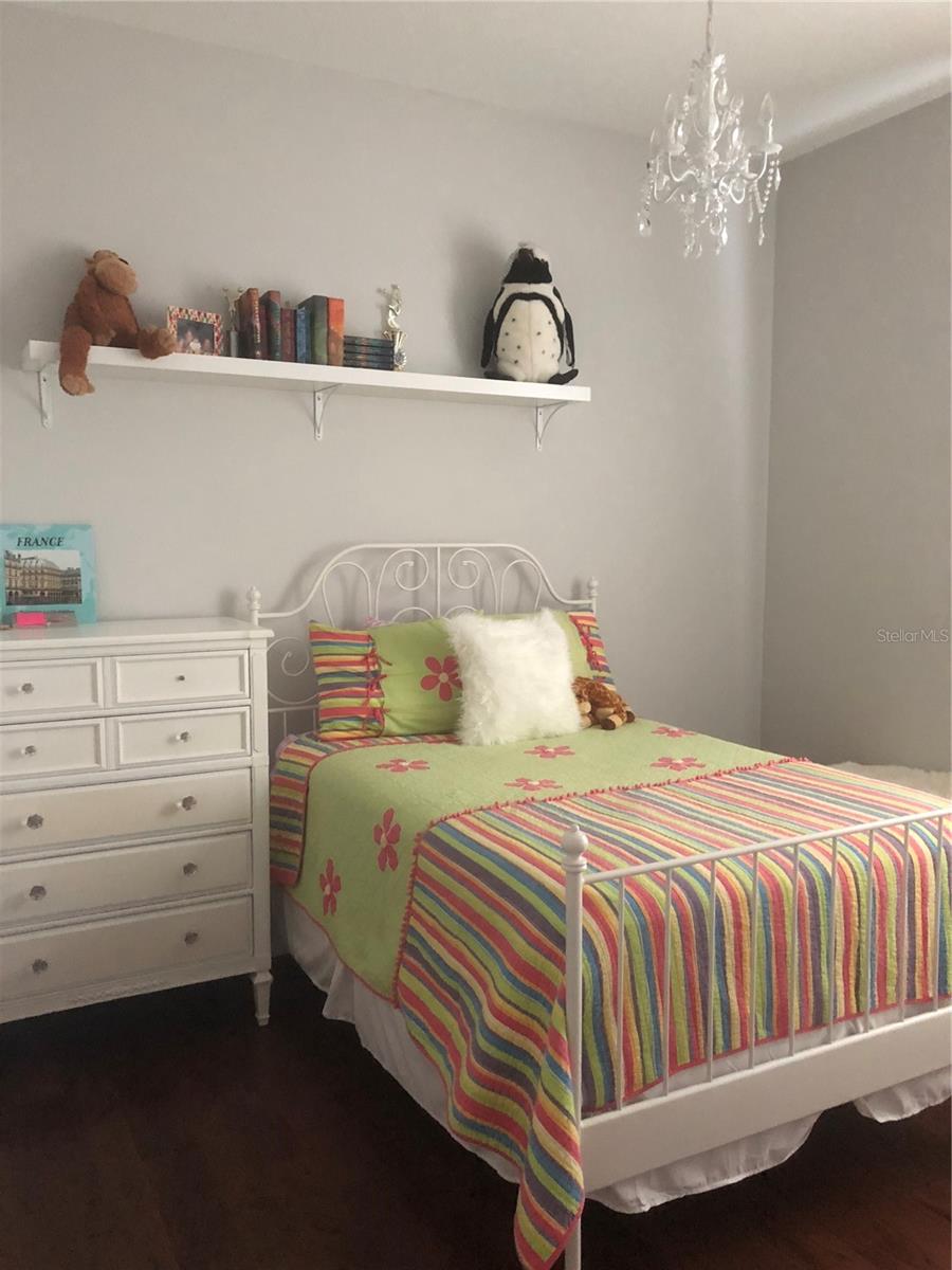 4019 W EL PRADO BLVD