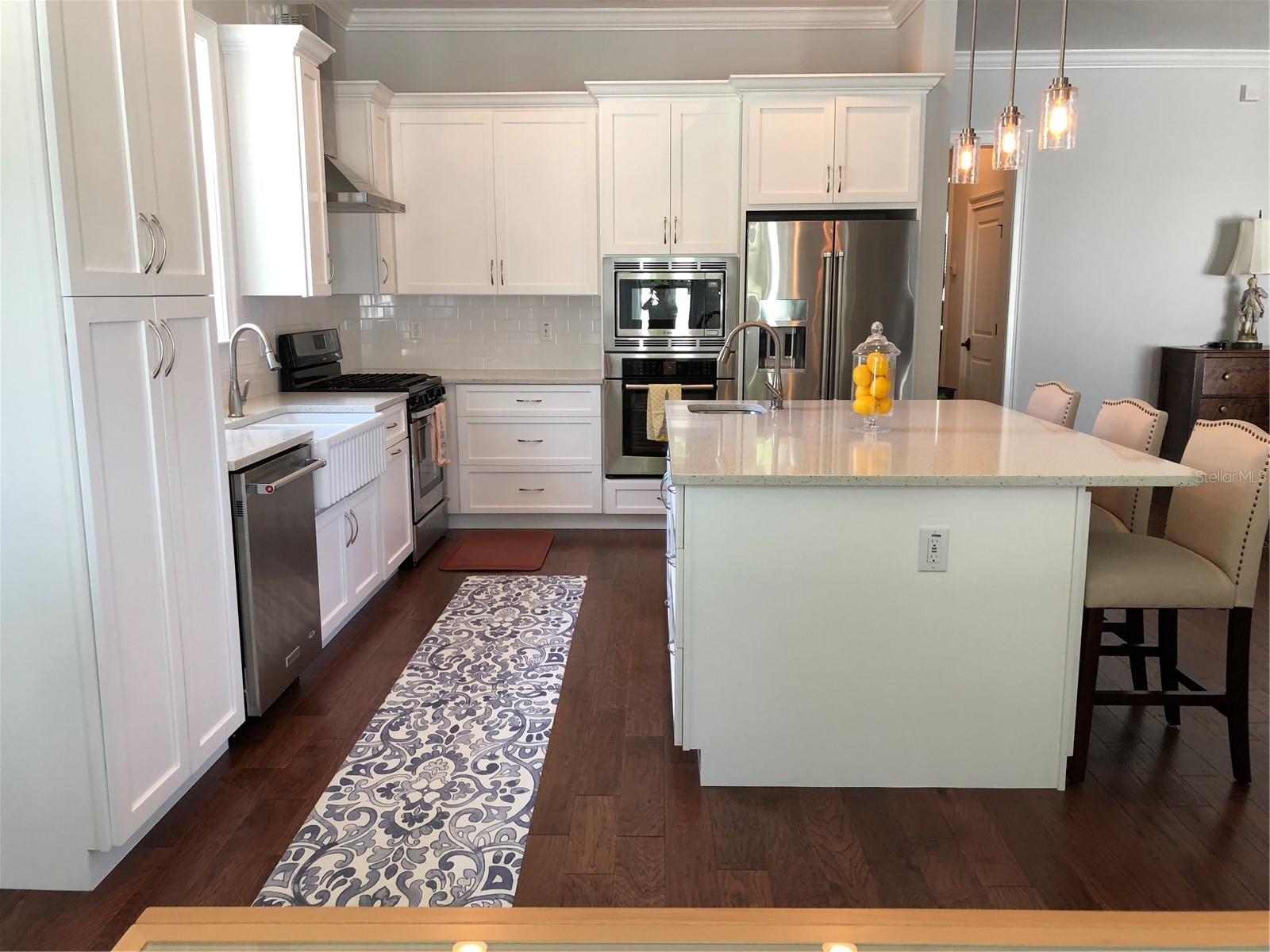 4019 W EL PRADO BLVD