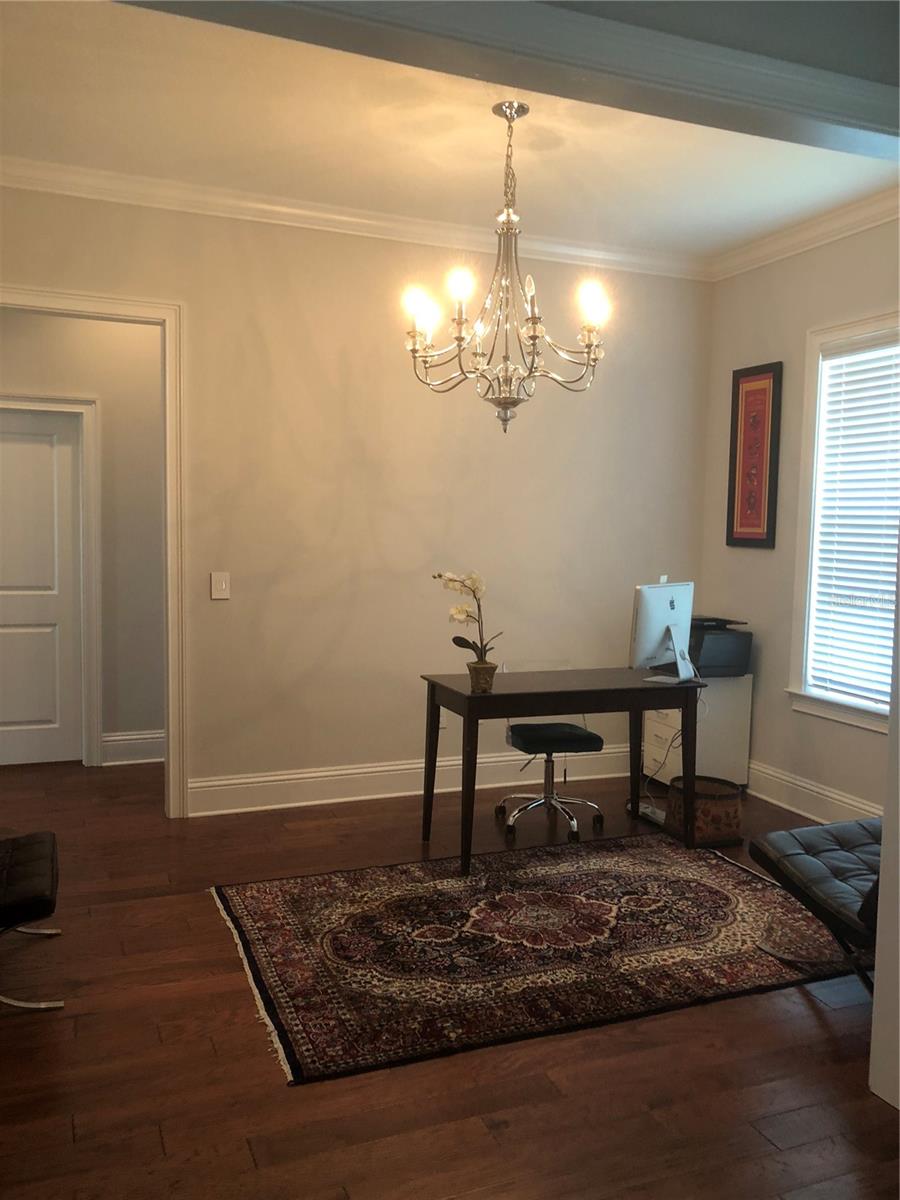 4019 W EL PRADO BLVD