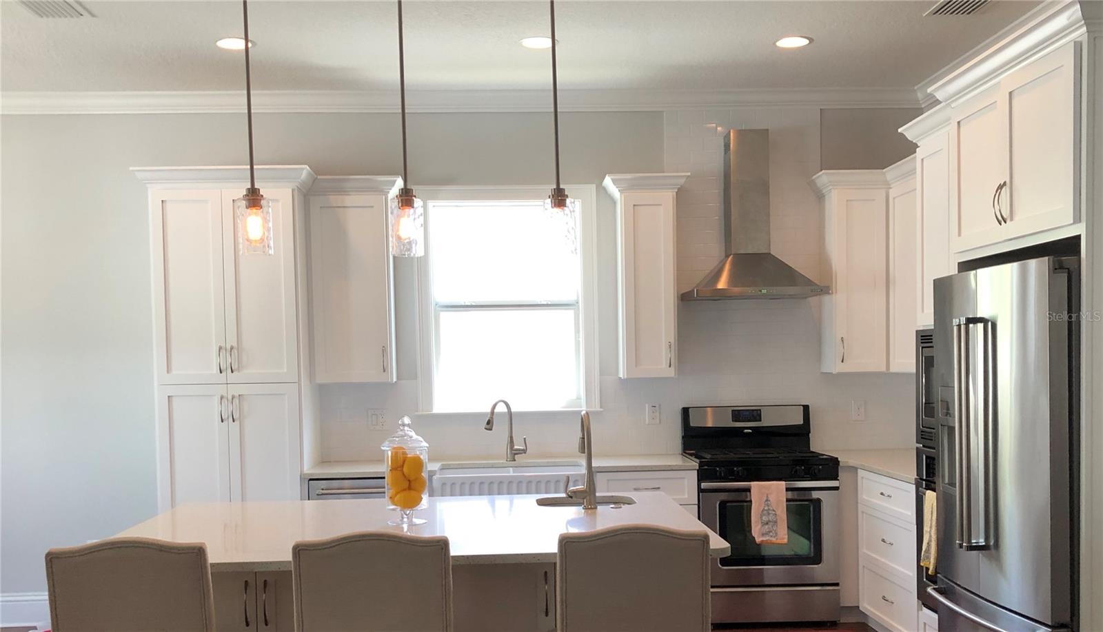 4019 W EL PRADO BLVD