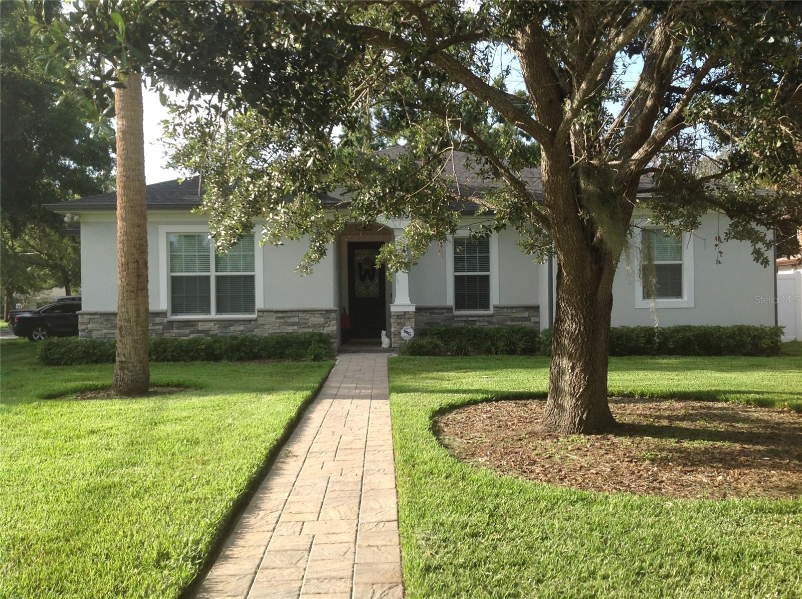 4019 W EL PRADO BLVD