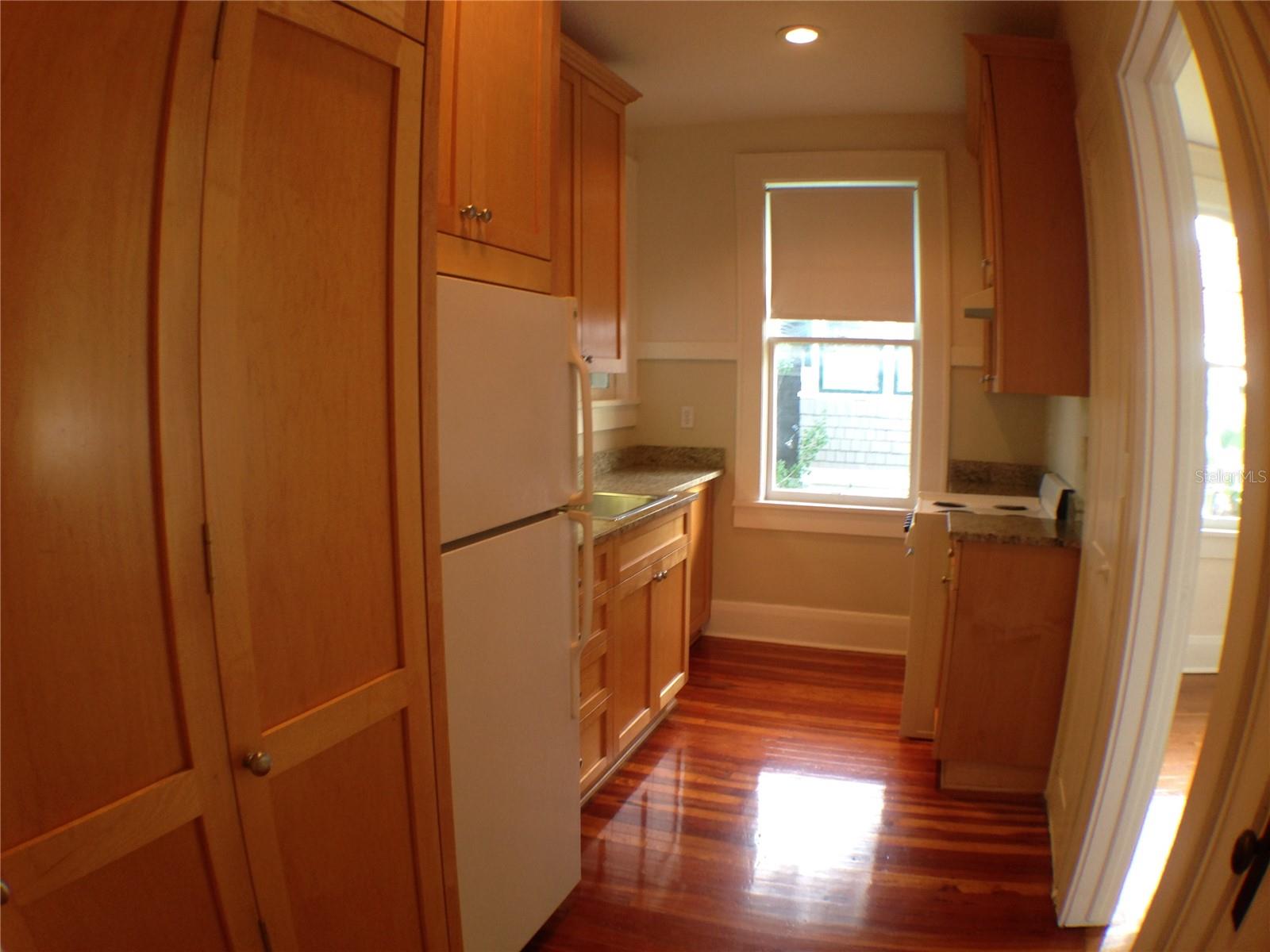 823 S OREGON AVE #4