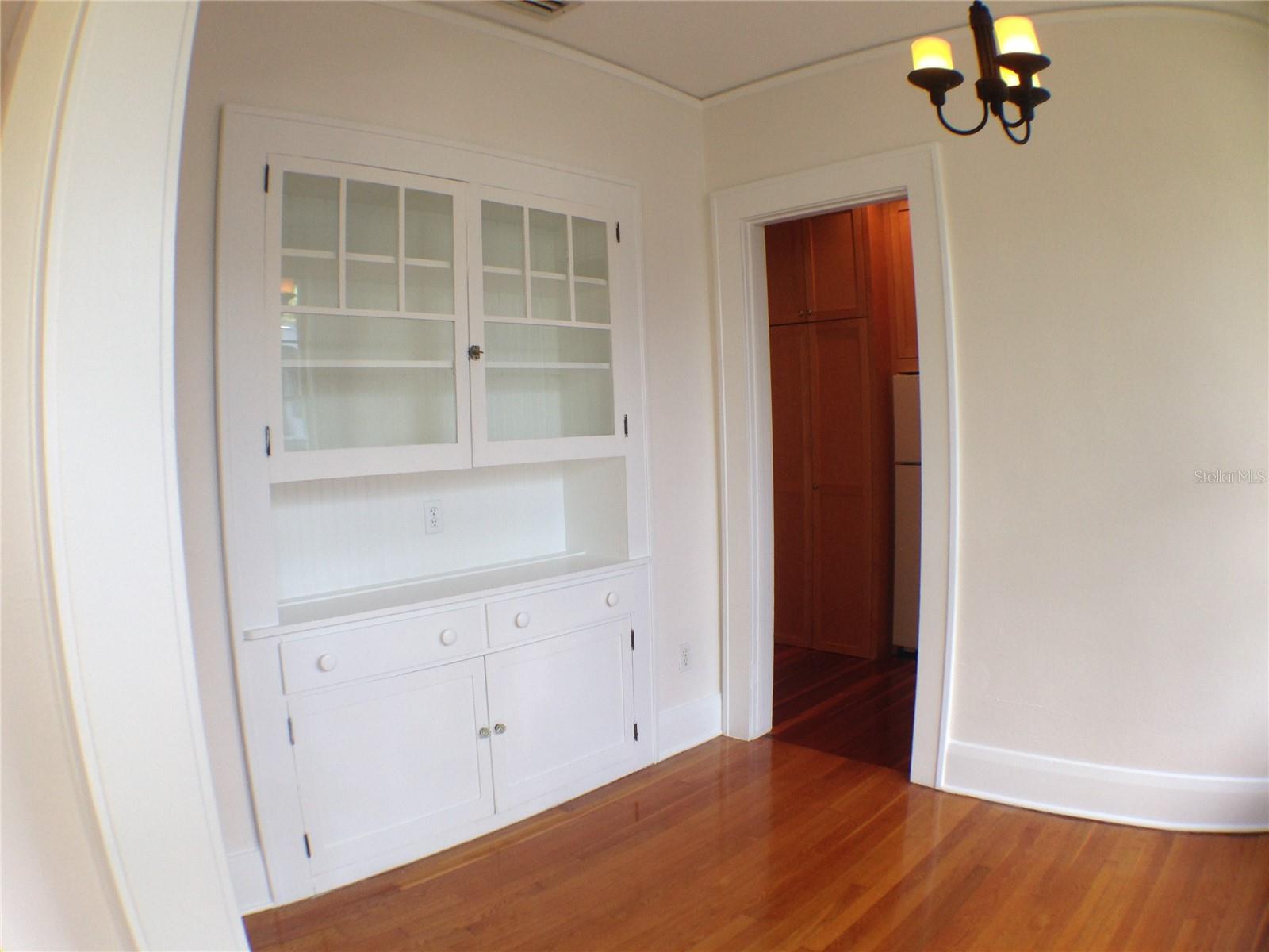 823 S OREGON AVE #4