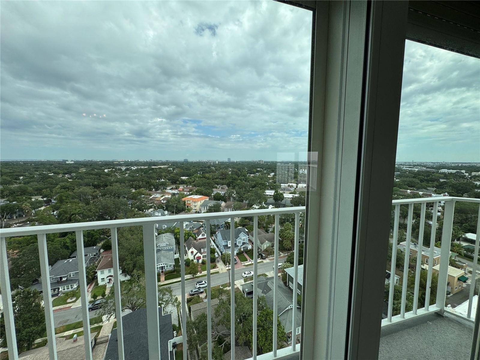 2611 BAYSHORE BLVD #1805