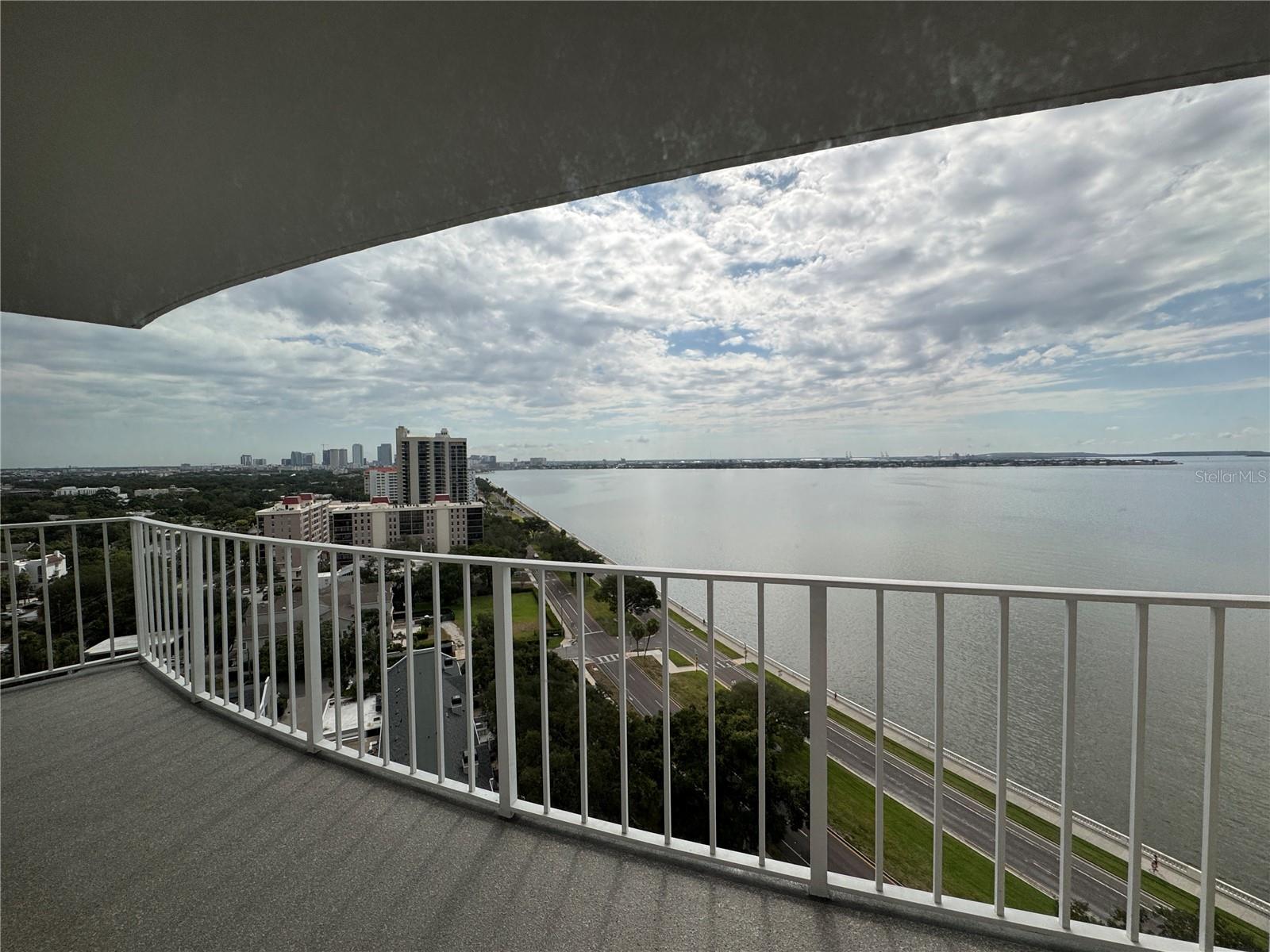 2611 BAYSHORE BLVD #1805