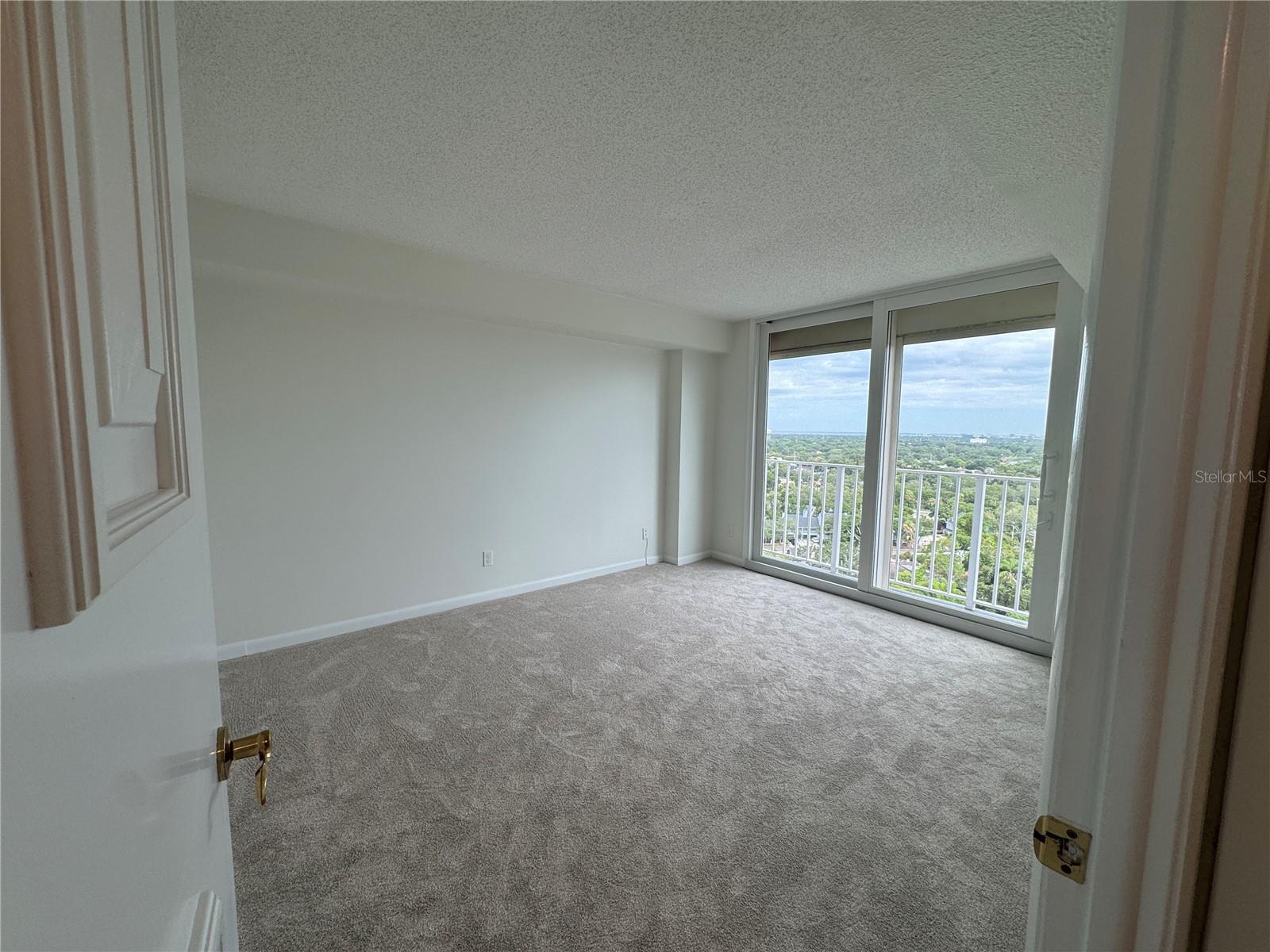 2611 BAYSHORE BLVD #1805