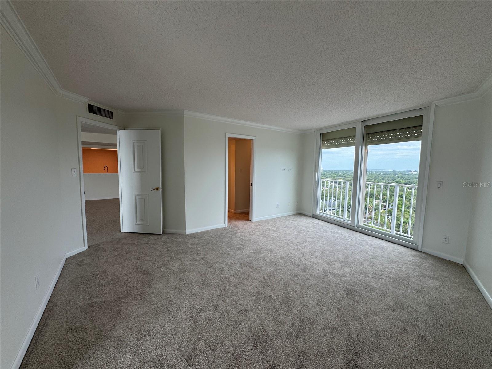 2611 BAYSHORE BLVD #1805