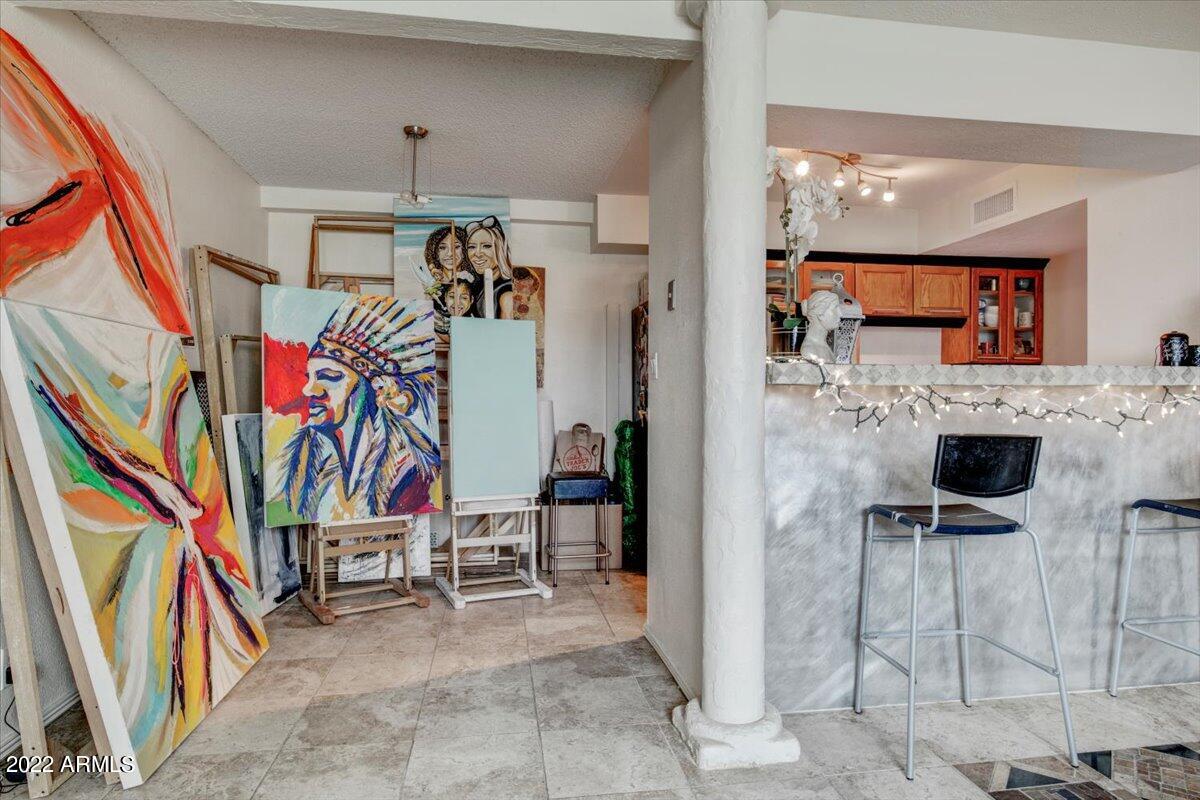1500 W RIO SALADO Parkway, 22