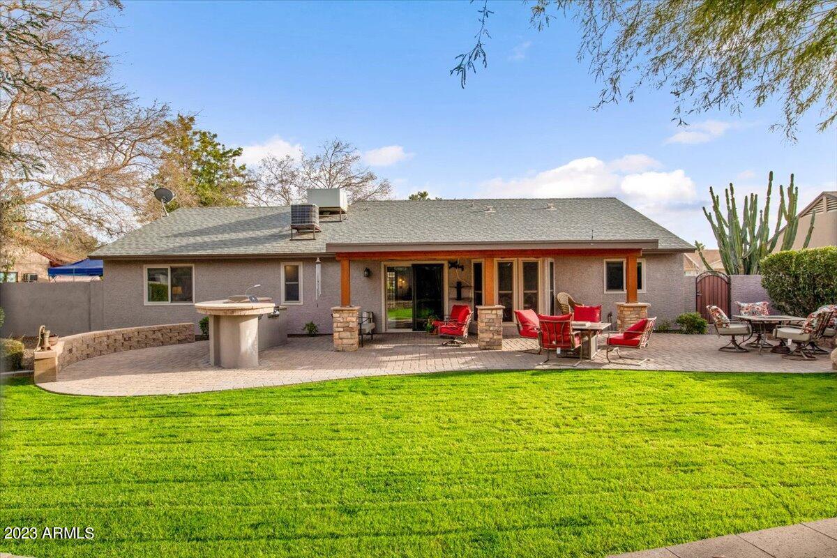 6428 E GRANDVIEW Drive