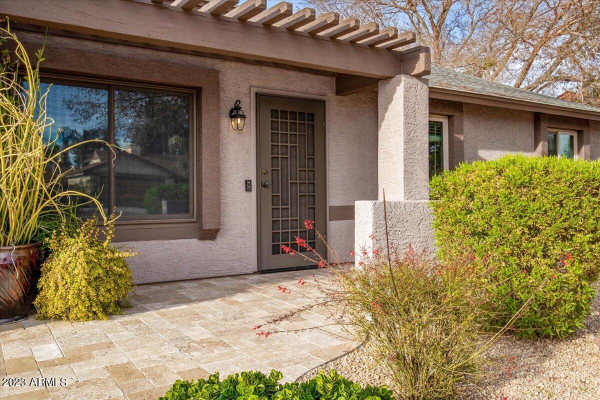 6428 E GRANDVIEW Drive