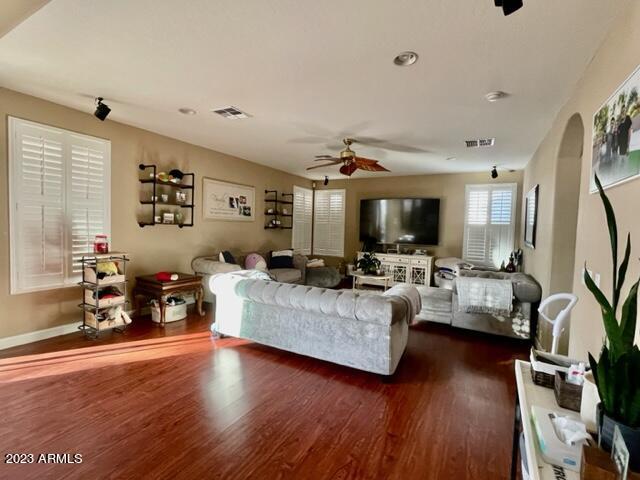 18653 E STRAWBERRY Drive