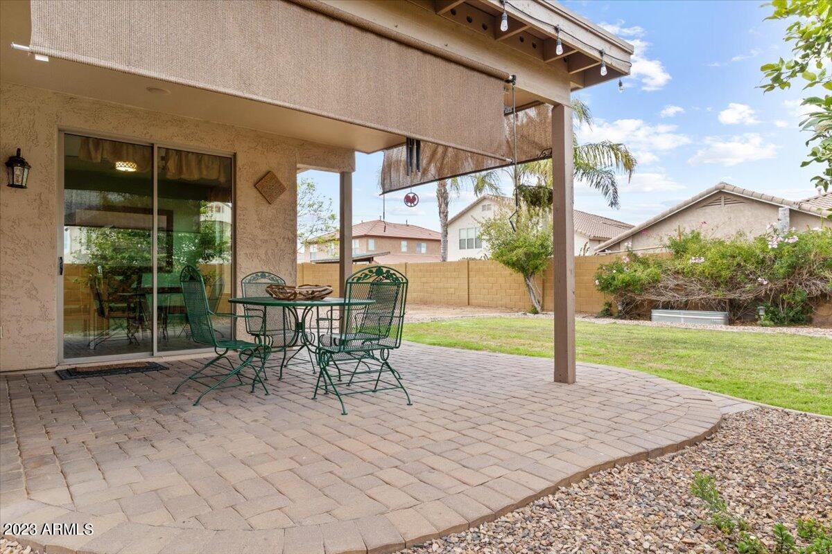 2218 W ANGEL Way
