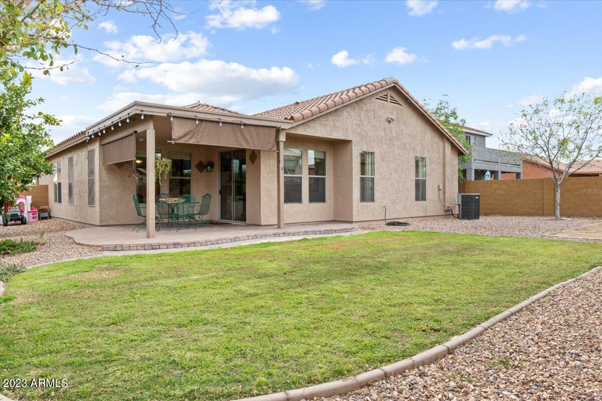 2218 W ANGEL Way