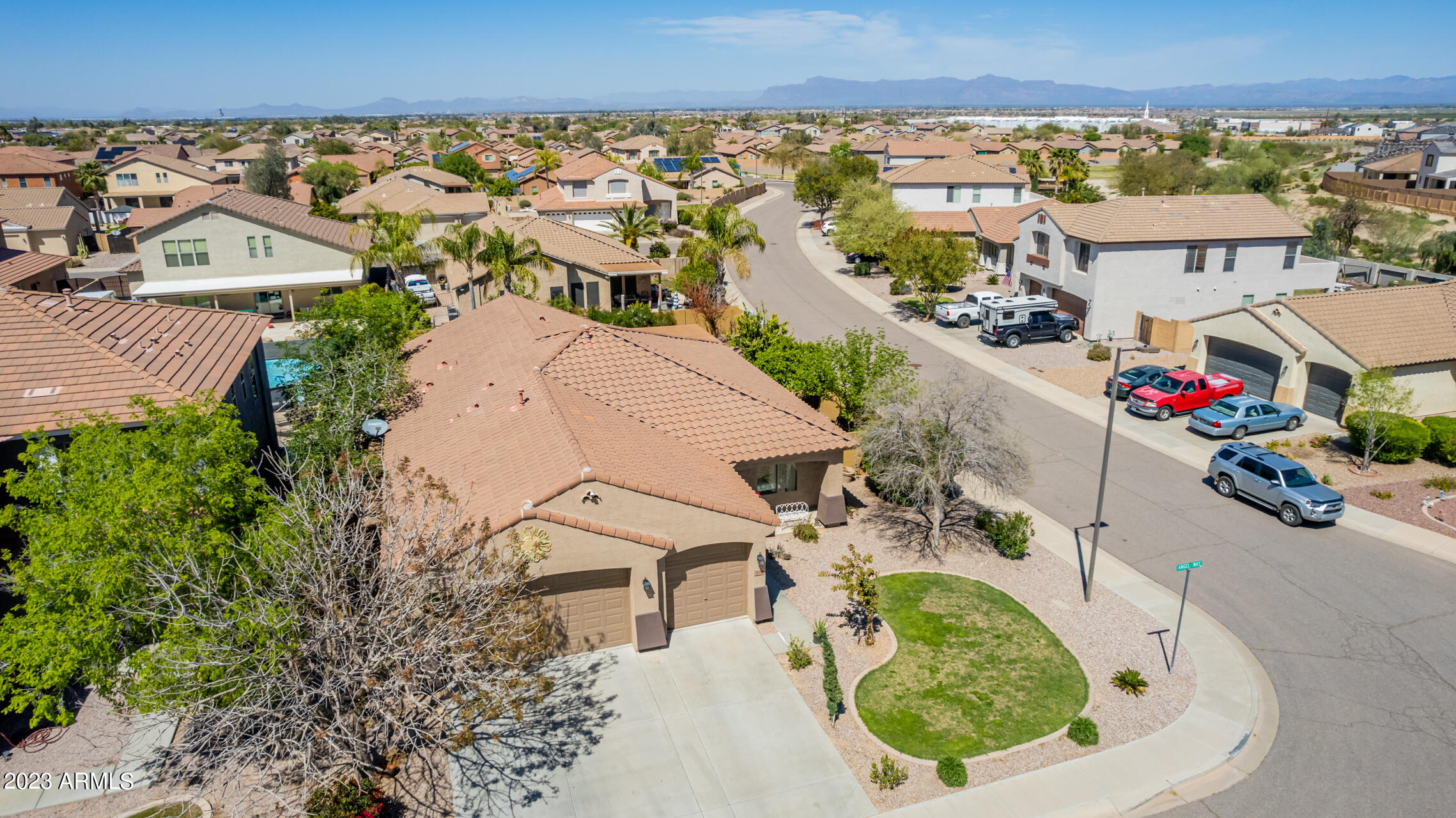 2218 W ANGEL Way