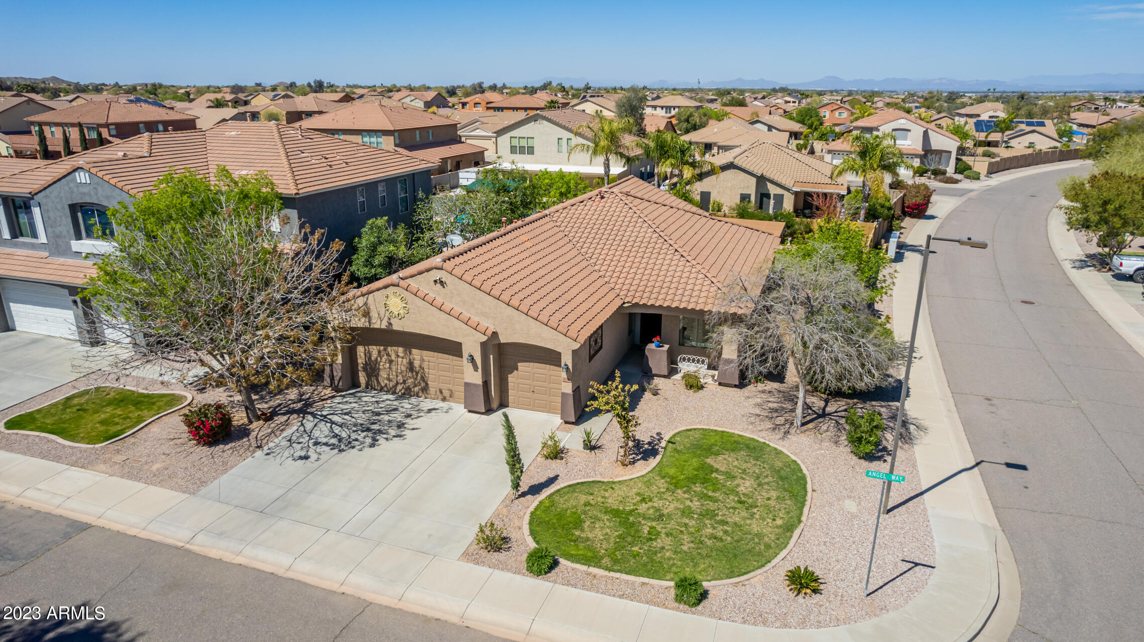 2218 W ANGEL Way