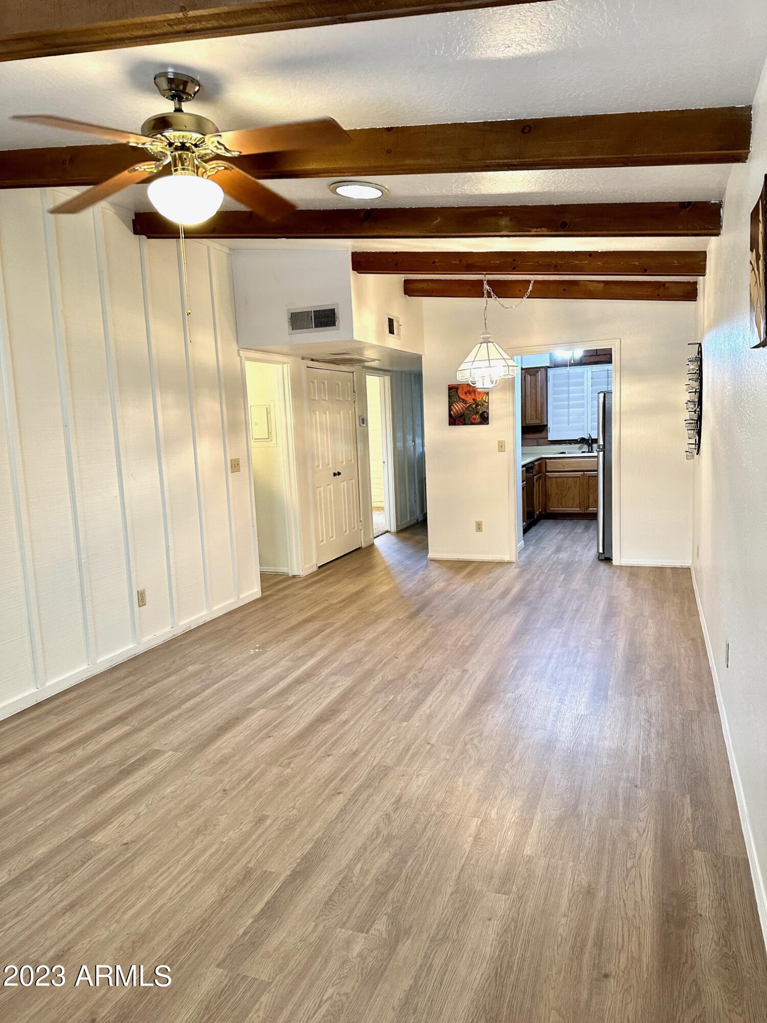 4410 E HUBBELL Street, 72