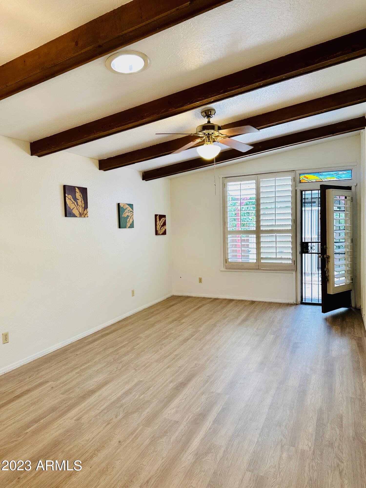 4410 E HUBBELL Street, 72