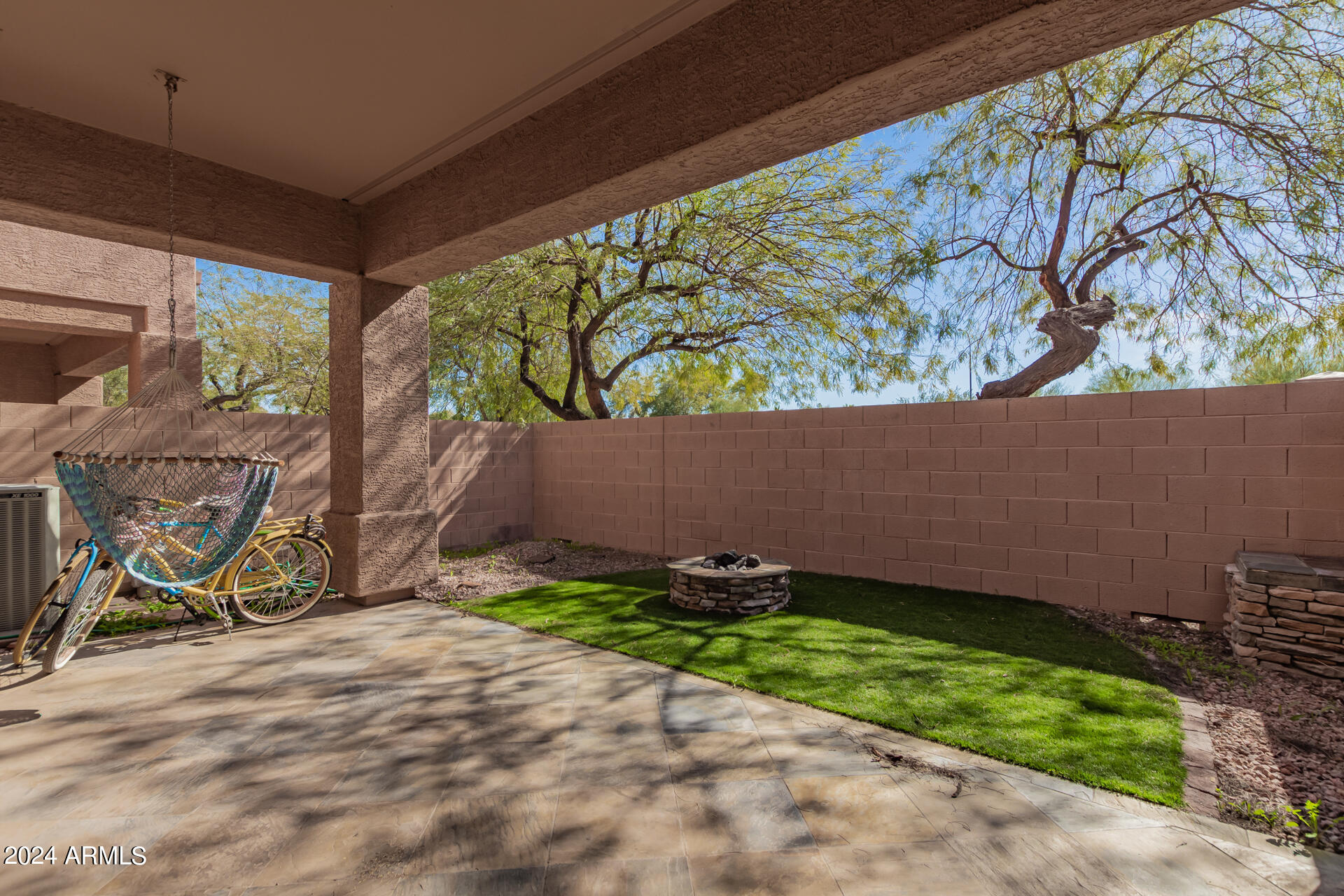 1363 W MARLIN Drive