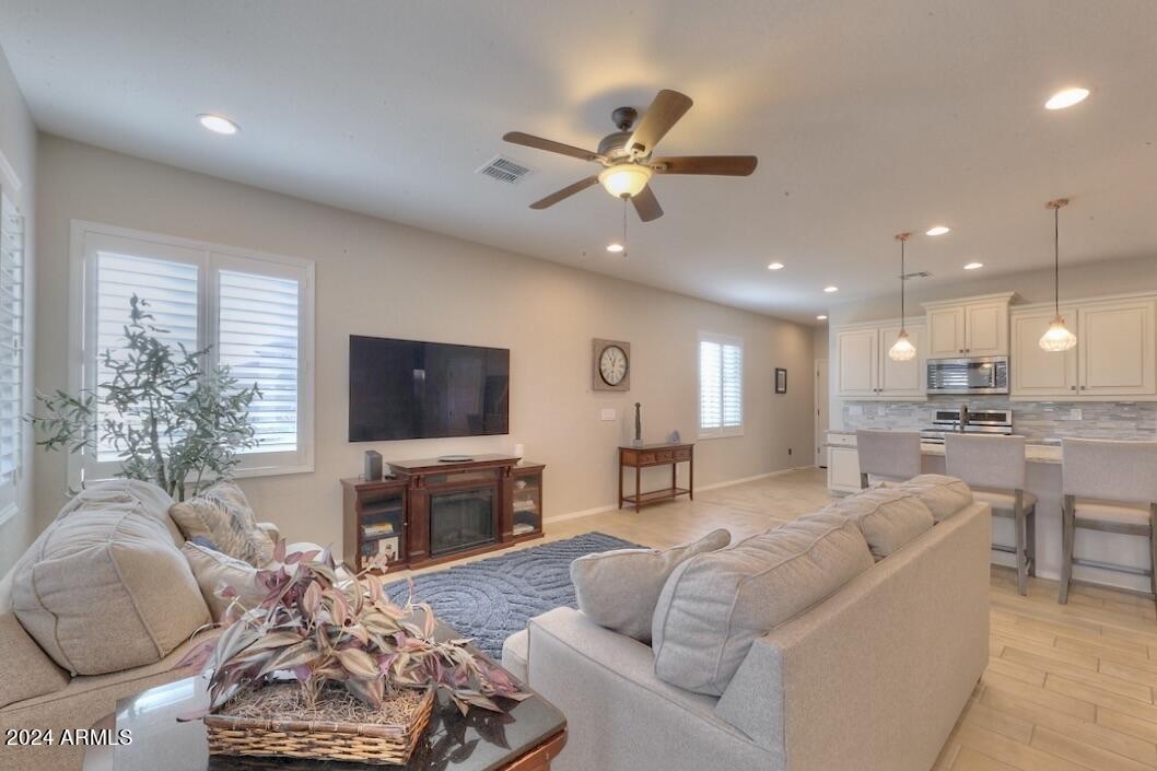 17854 W Silver Fox Way