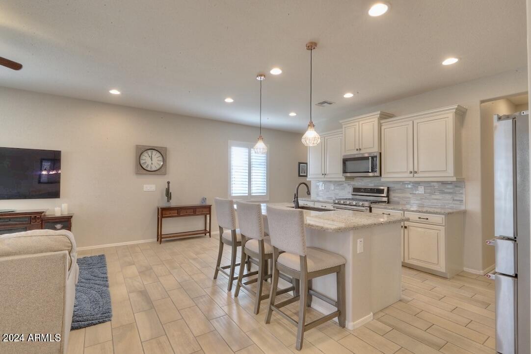 17854 W Silver Fox Way