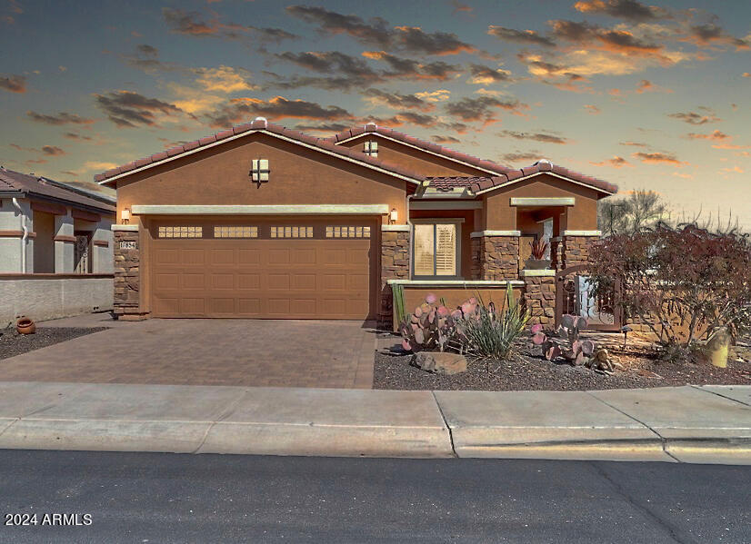 17854 W Silver Fox Way