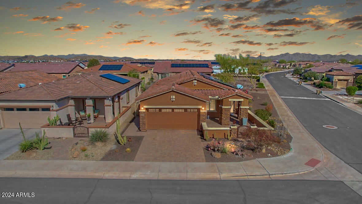 17854 W Silver Fox Way