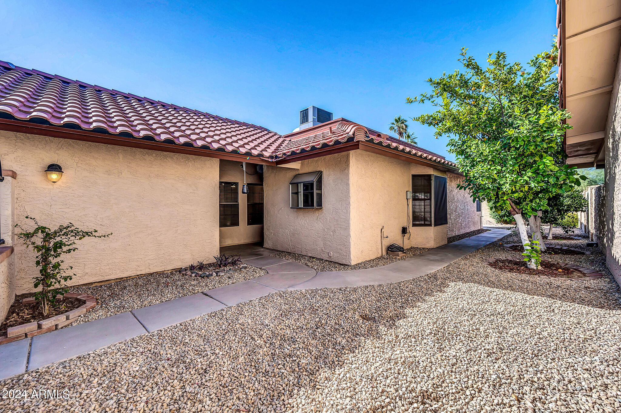 5206 E Loloma Circle