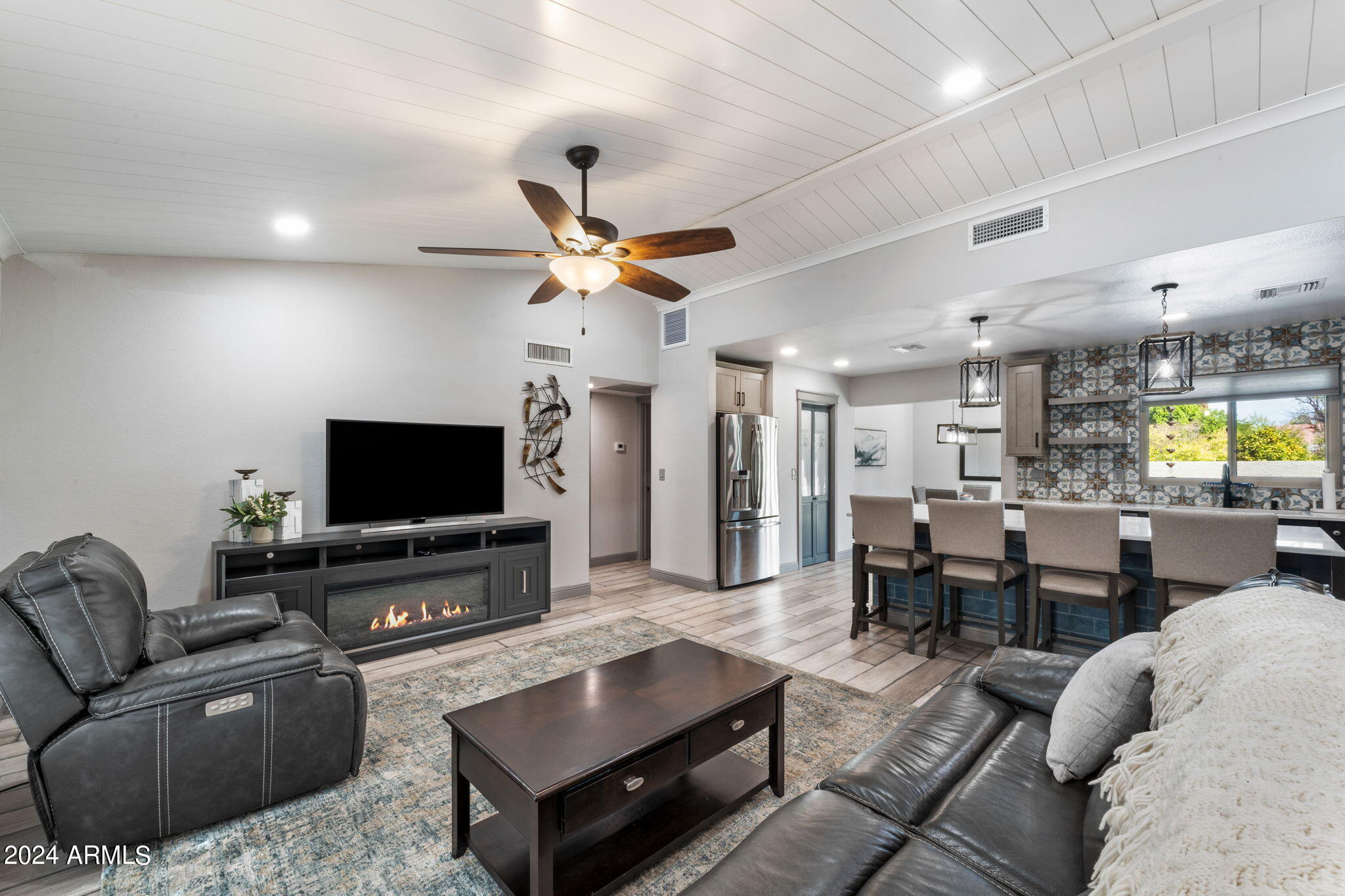 2653 LEISURE WORLD
