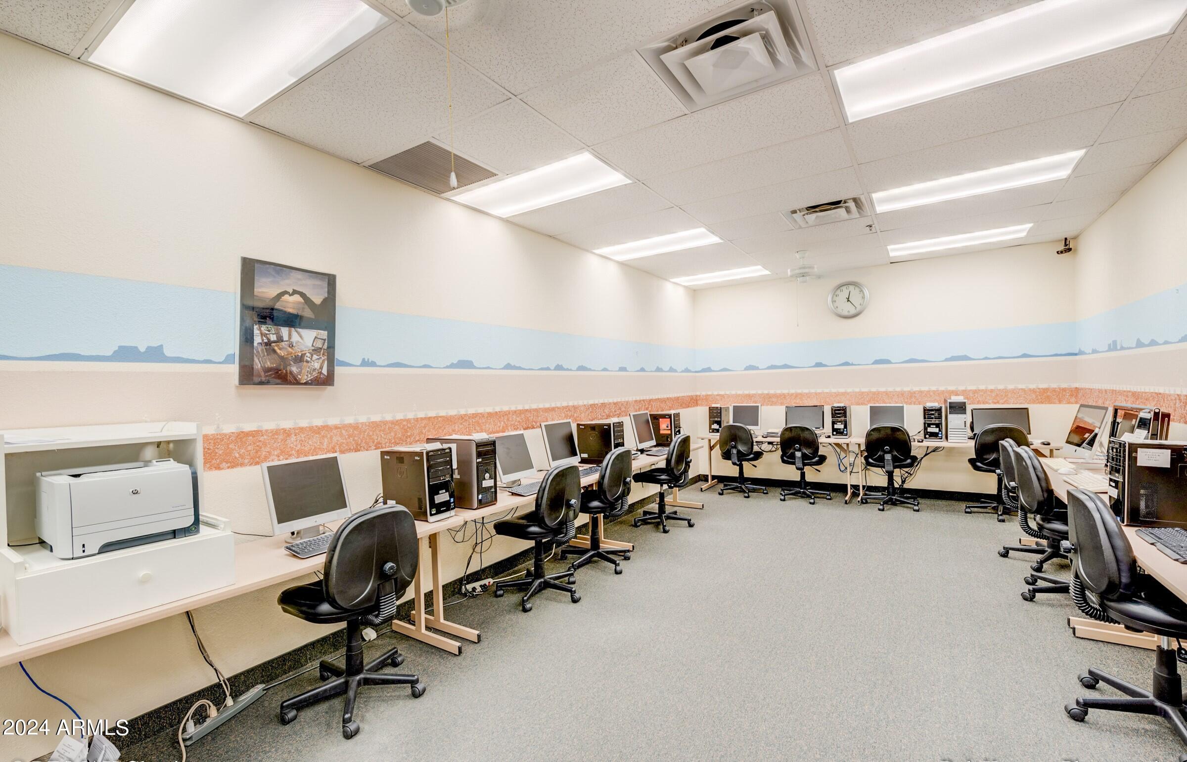 2653 LEISURE WORLD