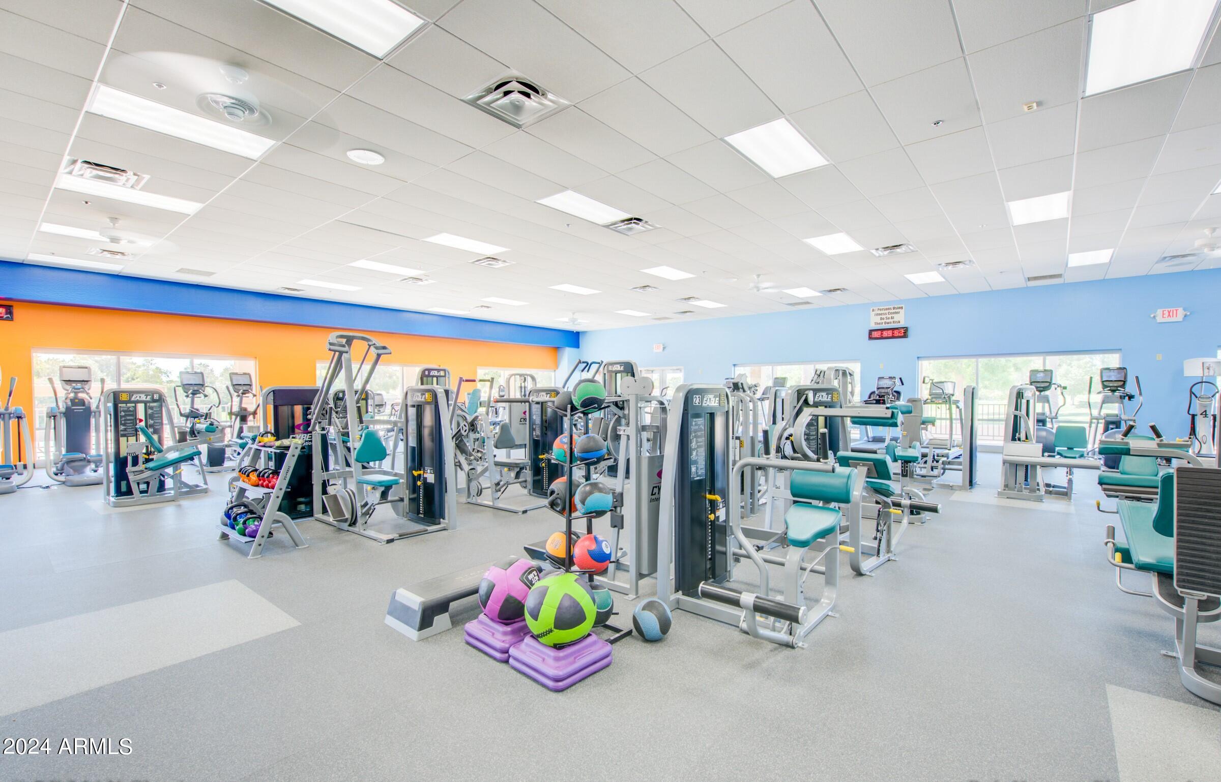 2653 LEISURE WORLD