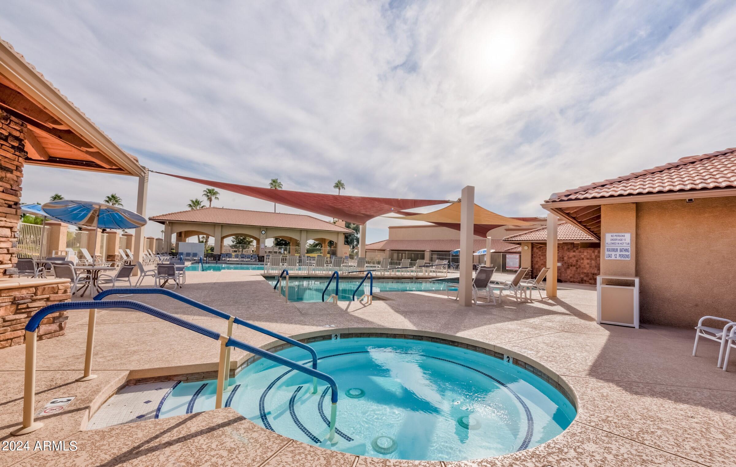 2653 LEISURE WORLD