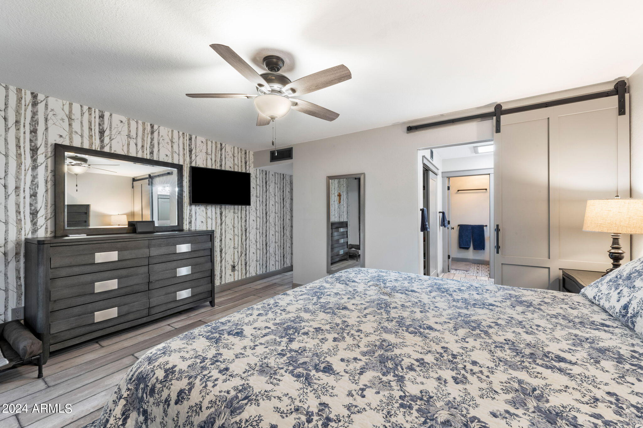 2653 LEISURE WORLD