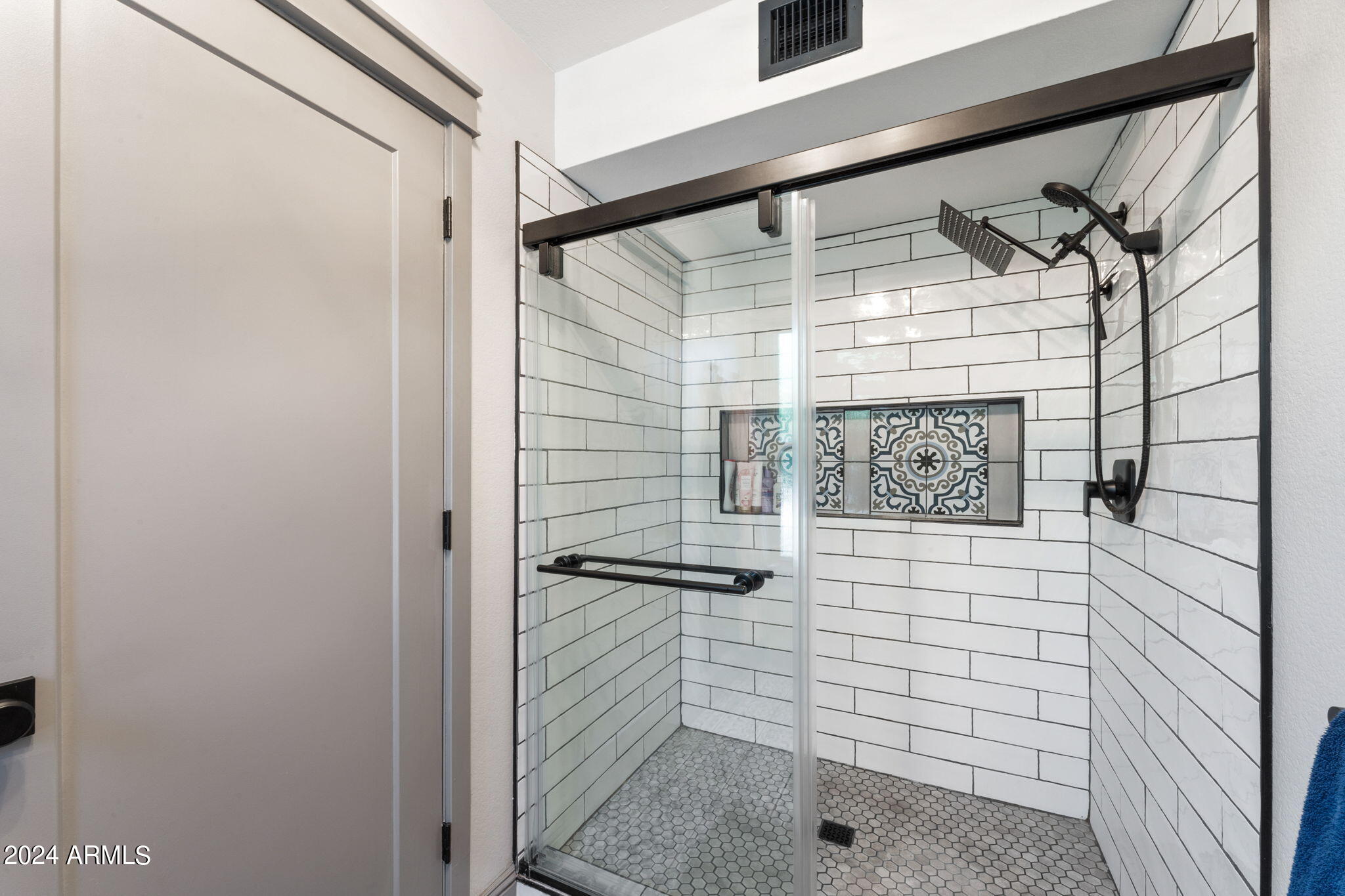 2653 LEISURE WORLD