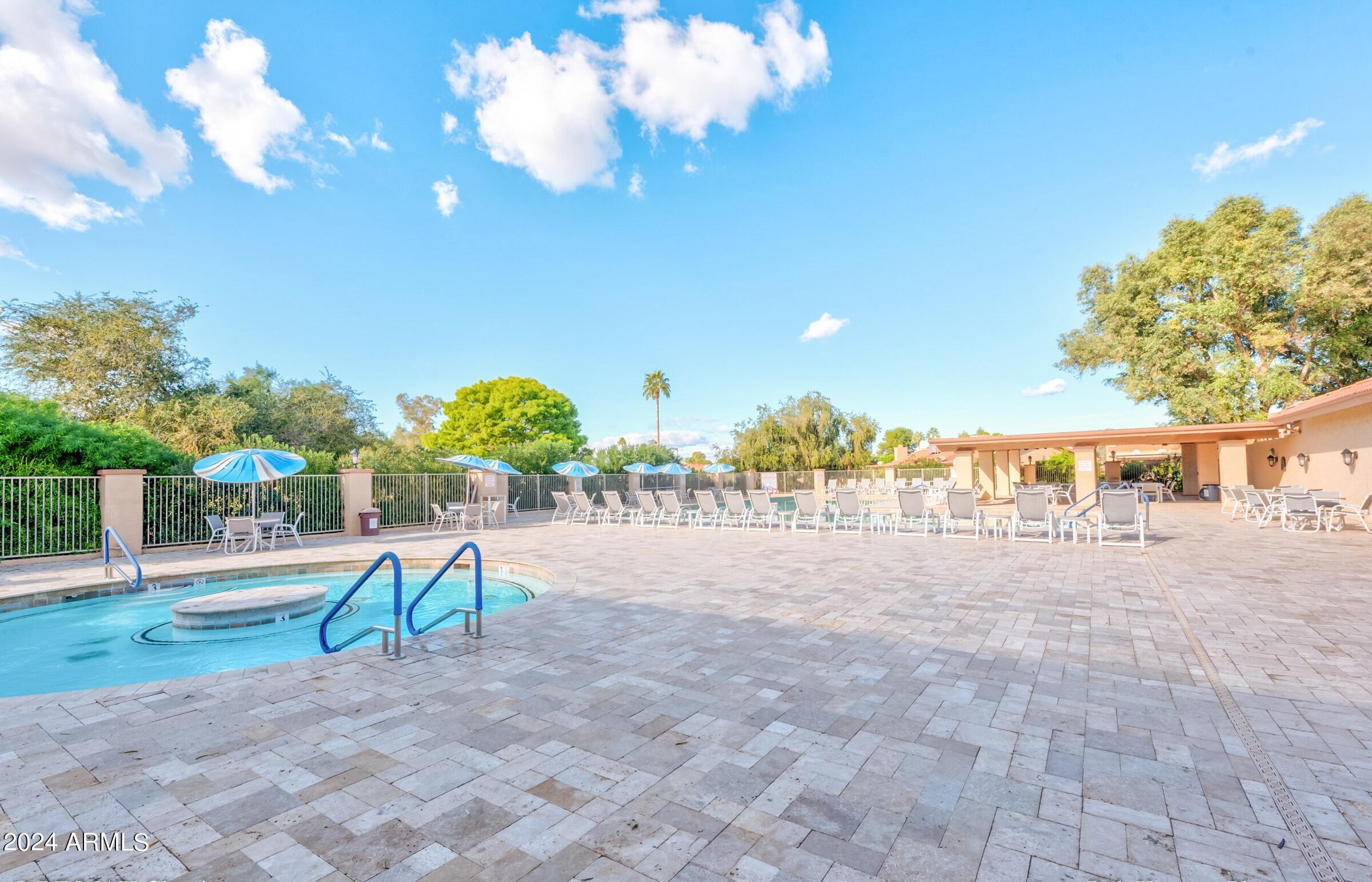 2653 LEISURE WORLD