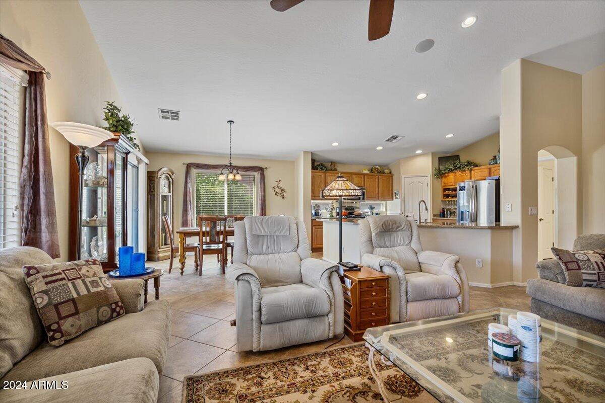 2485 E FIESTA Drive