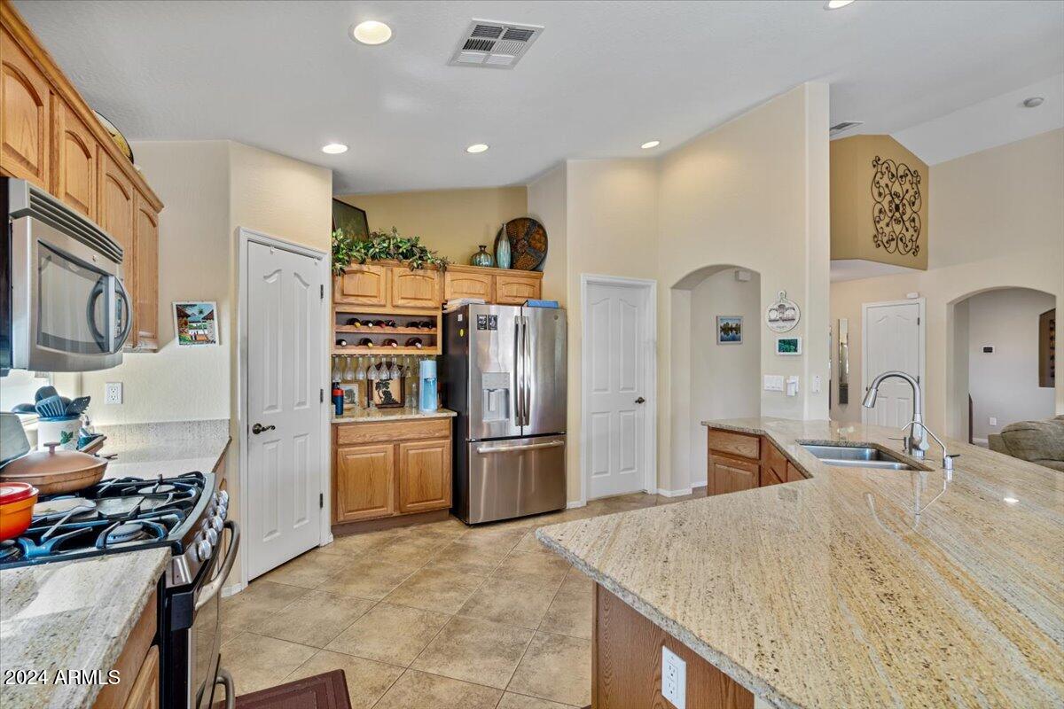 2485 E FIESTA Drive