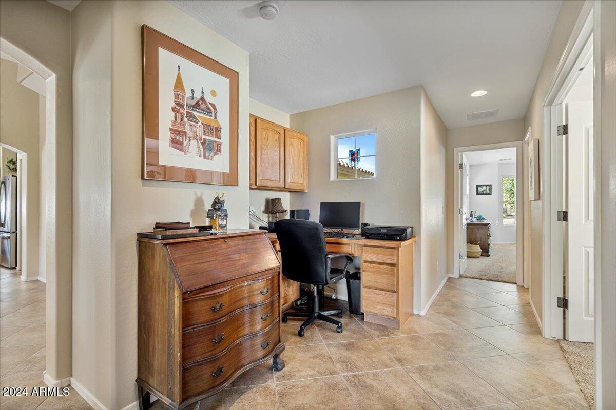 2485 E FIESTA Drive