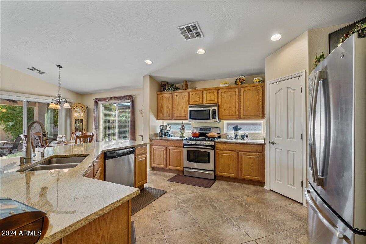 2485 E FIESTA Drive