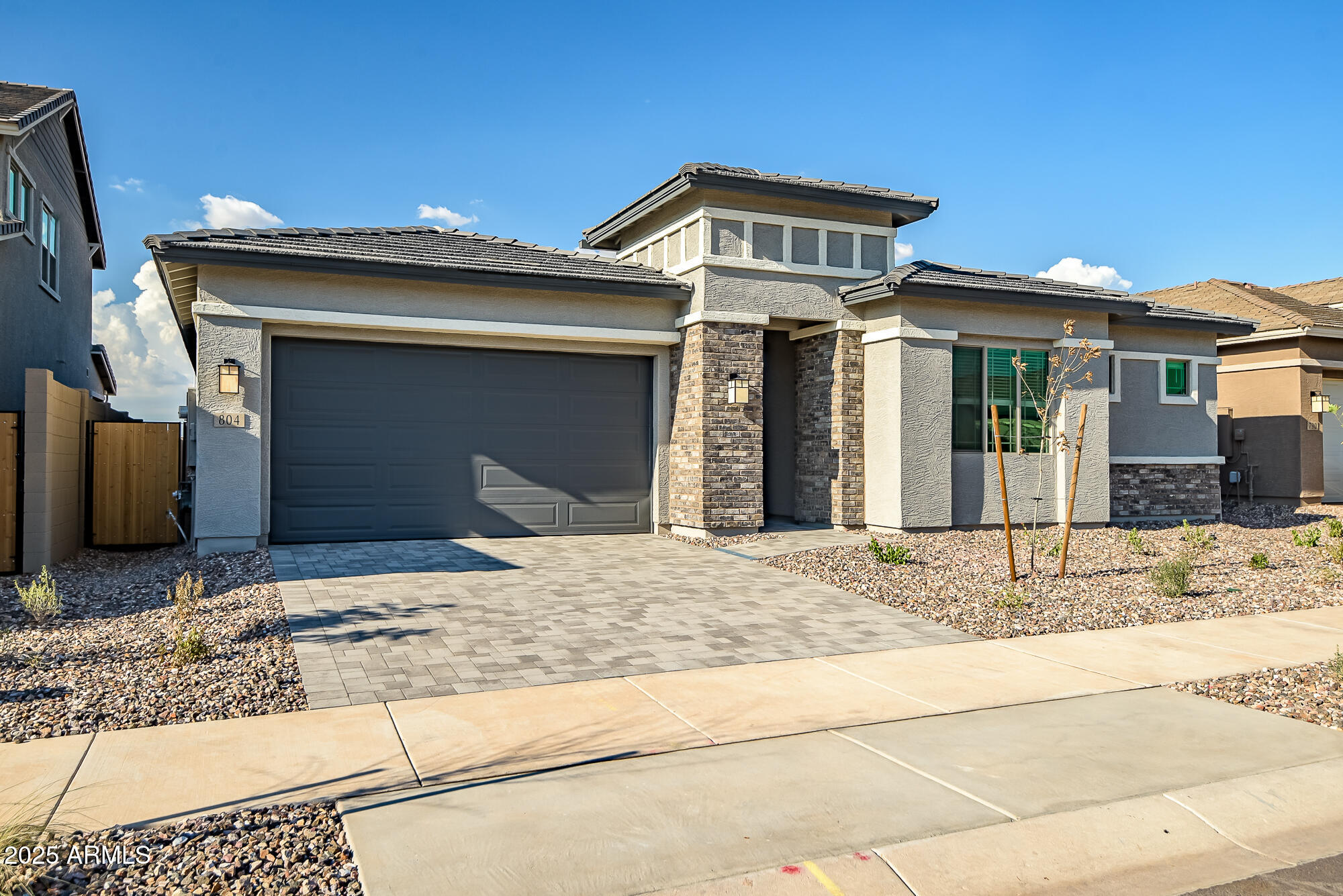 804 W SUPERSTITION Drive