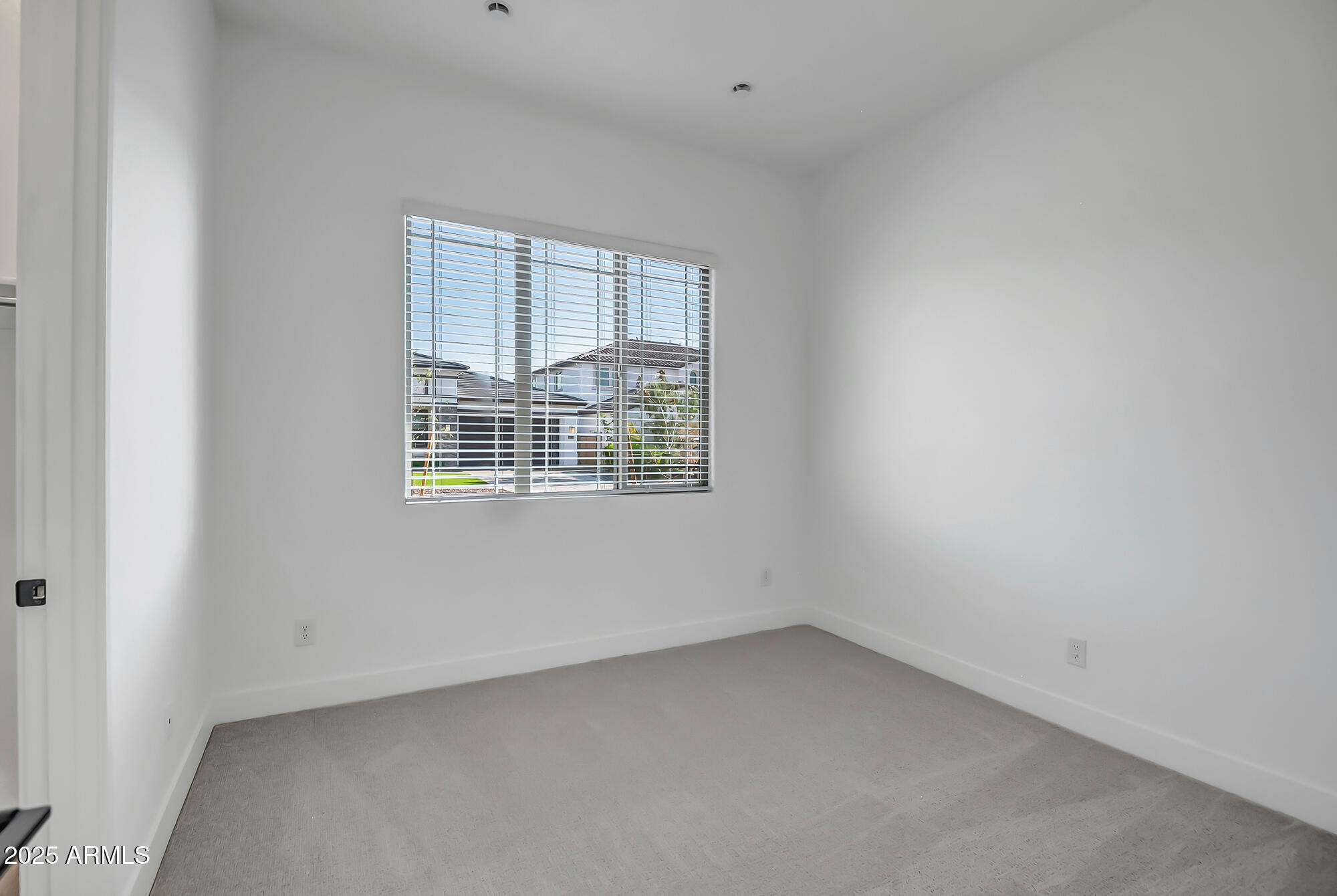 804 W SUPERSTITION Drive