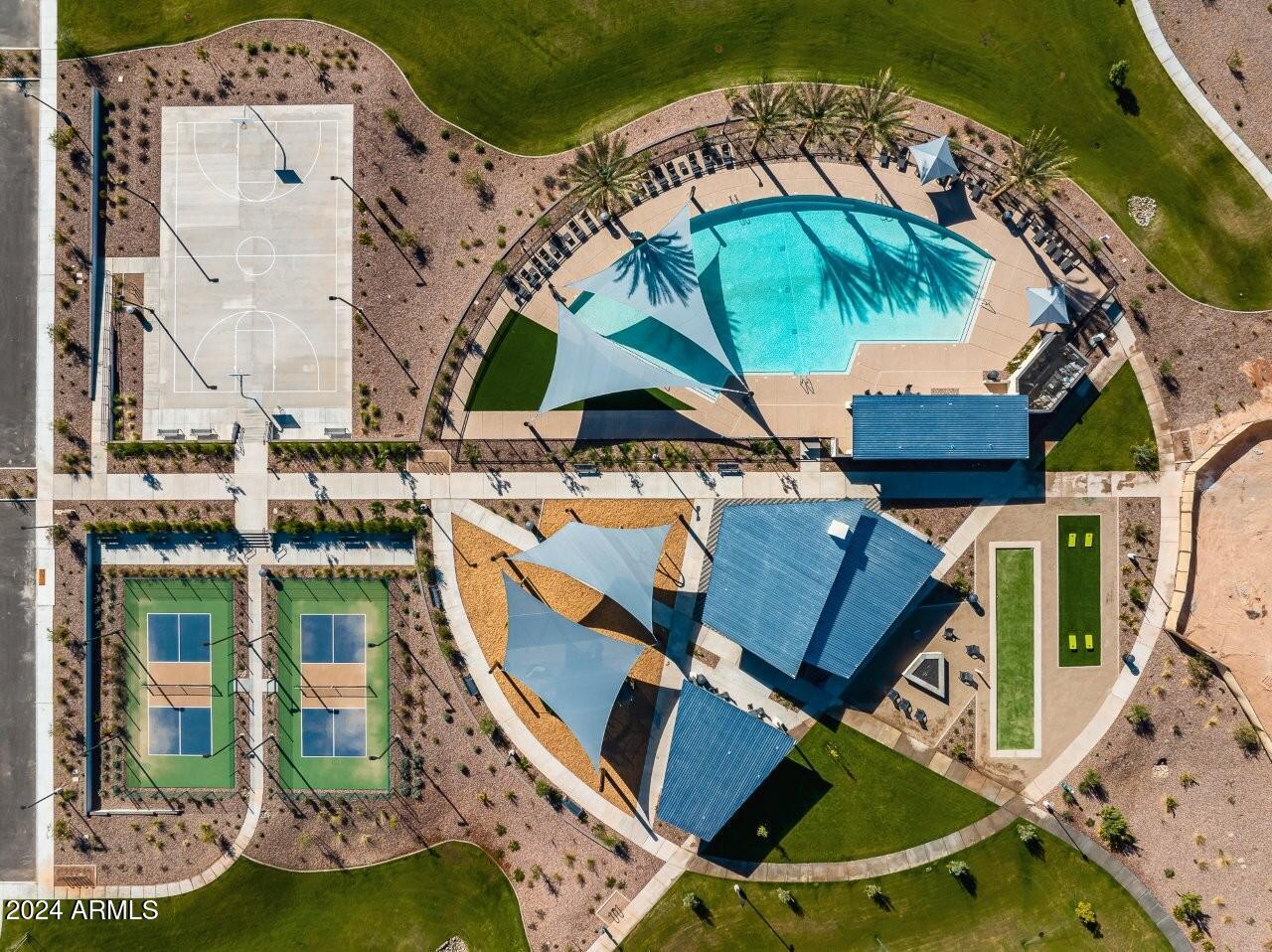 804 W SUPERSTITION Drive