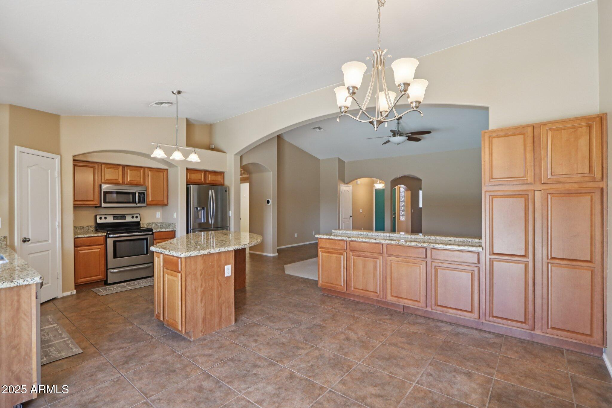 41087 W THORNBERRY Lane