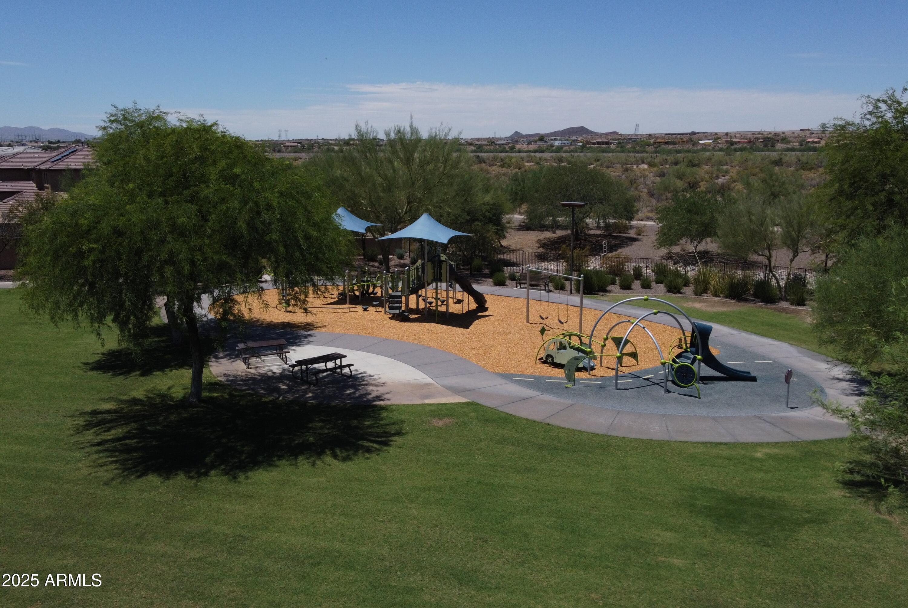 10773 W PRICKLY PEAR Trail