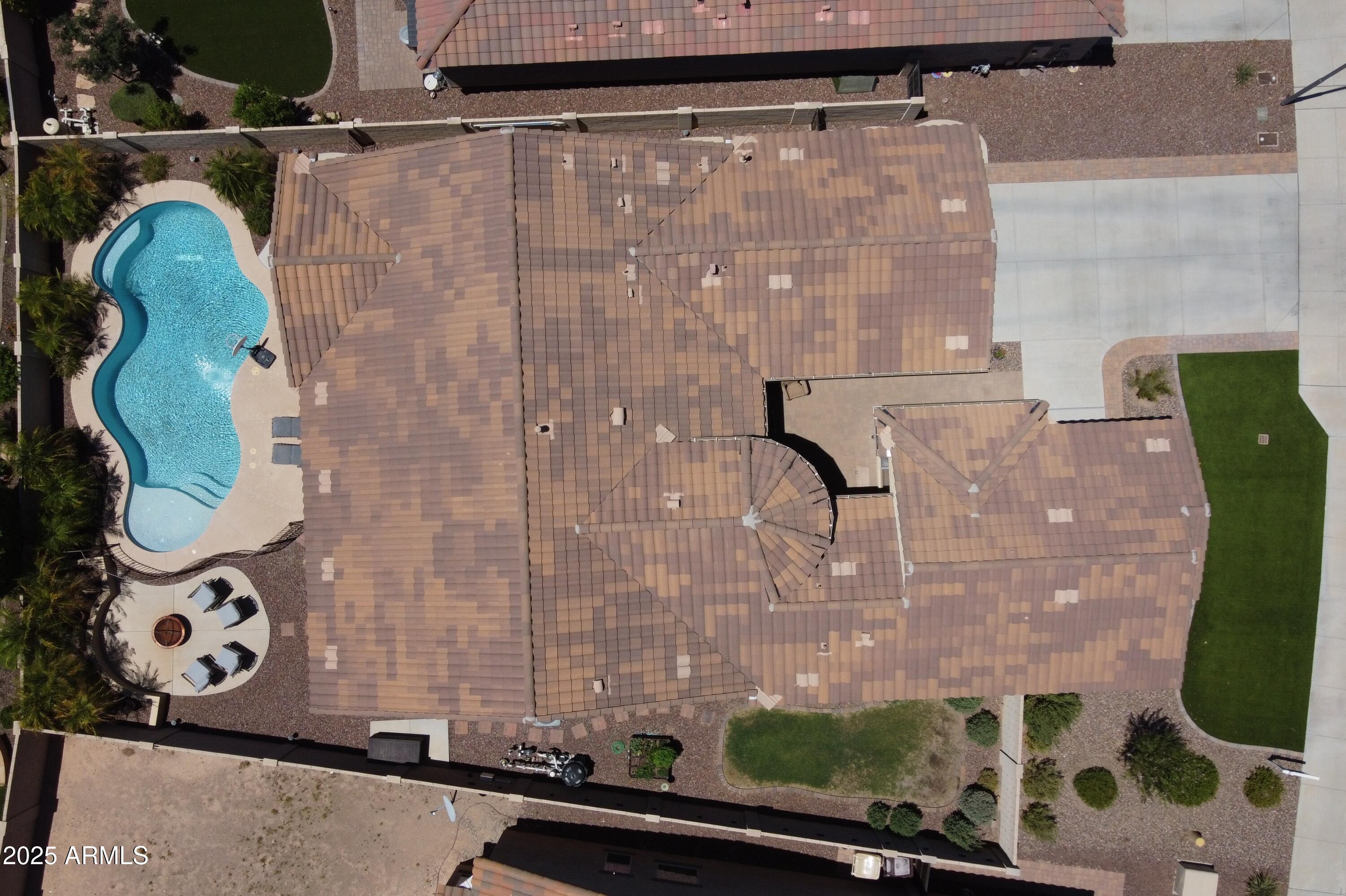10773 W PRICKLY PEAR Trail