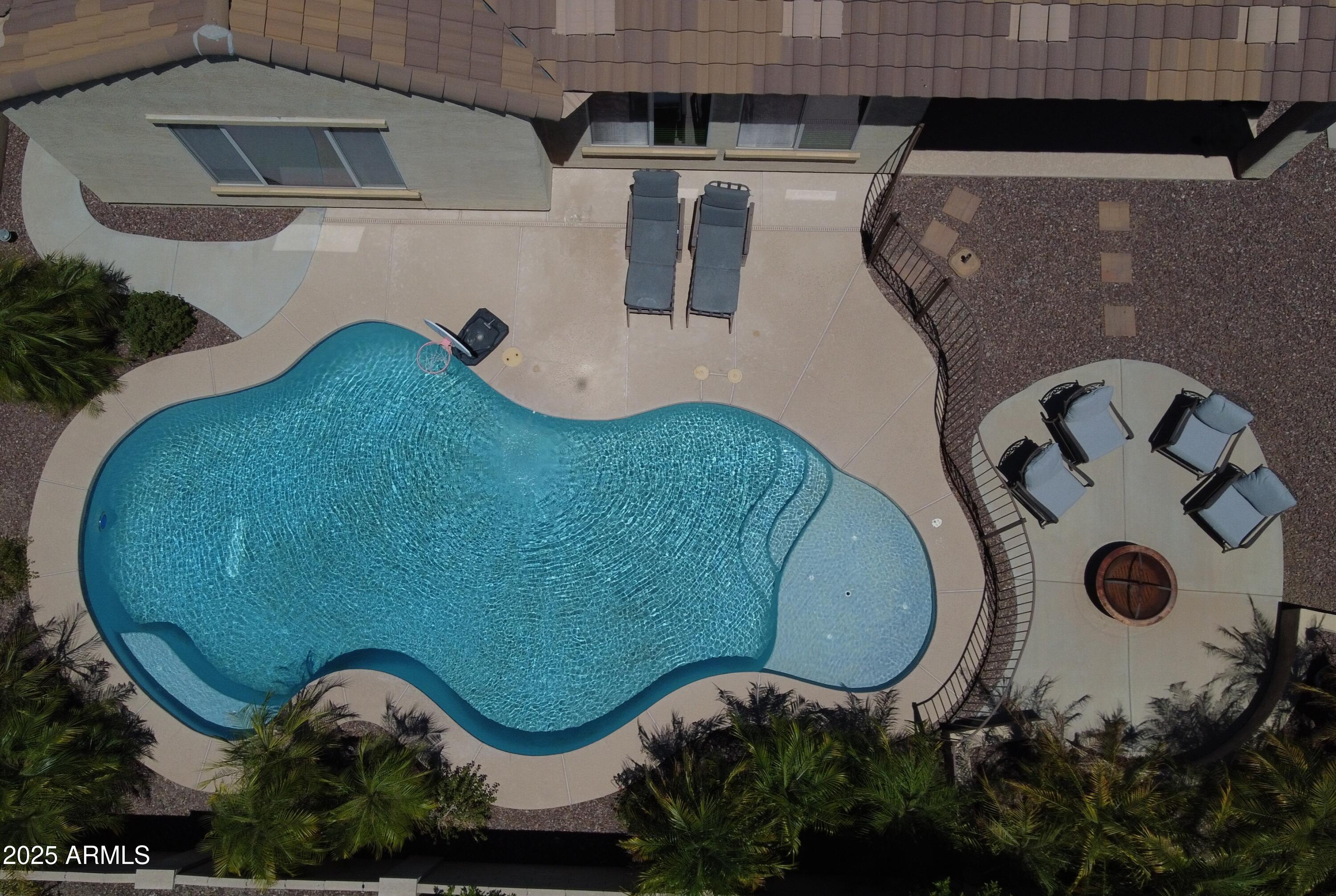 10773 W PRICKLY PEAR Trail