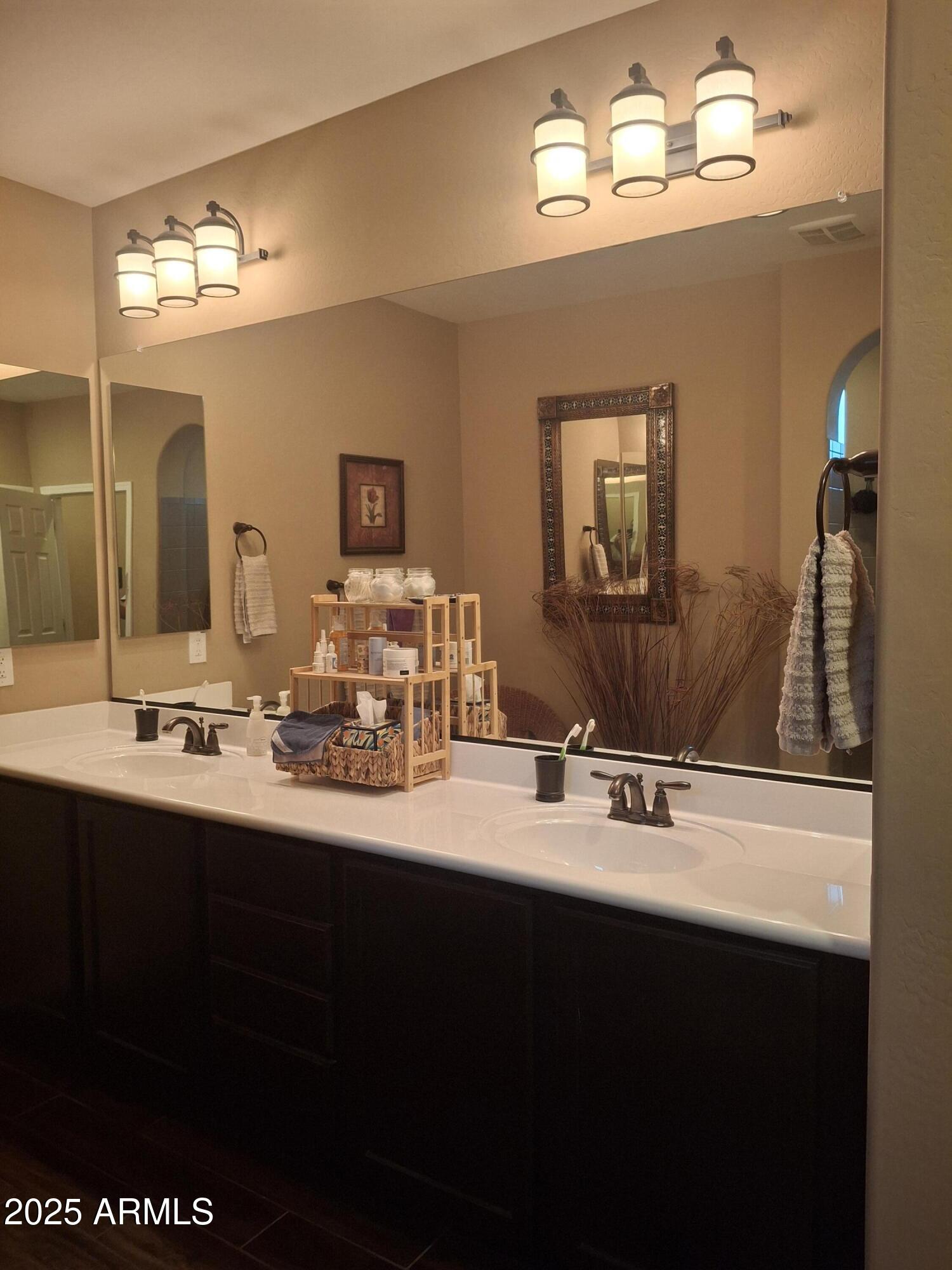 10773 W PRICKLY PEAR Trail
